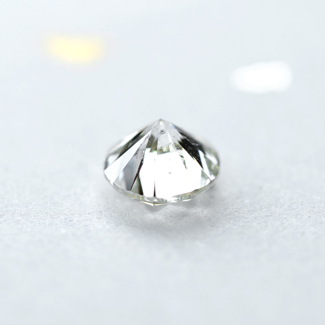 蛍光性ダイヤモンド 0.836ct M SI-2 CGL - 画像 (4)