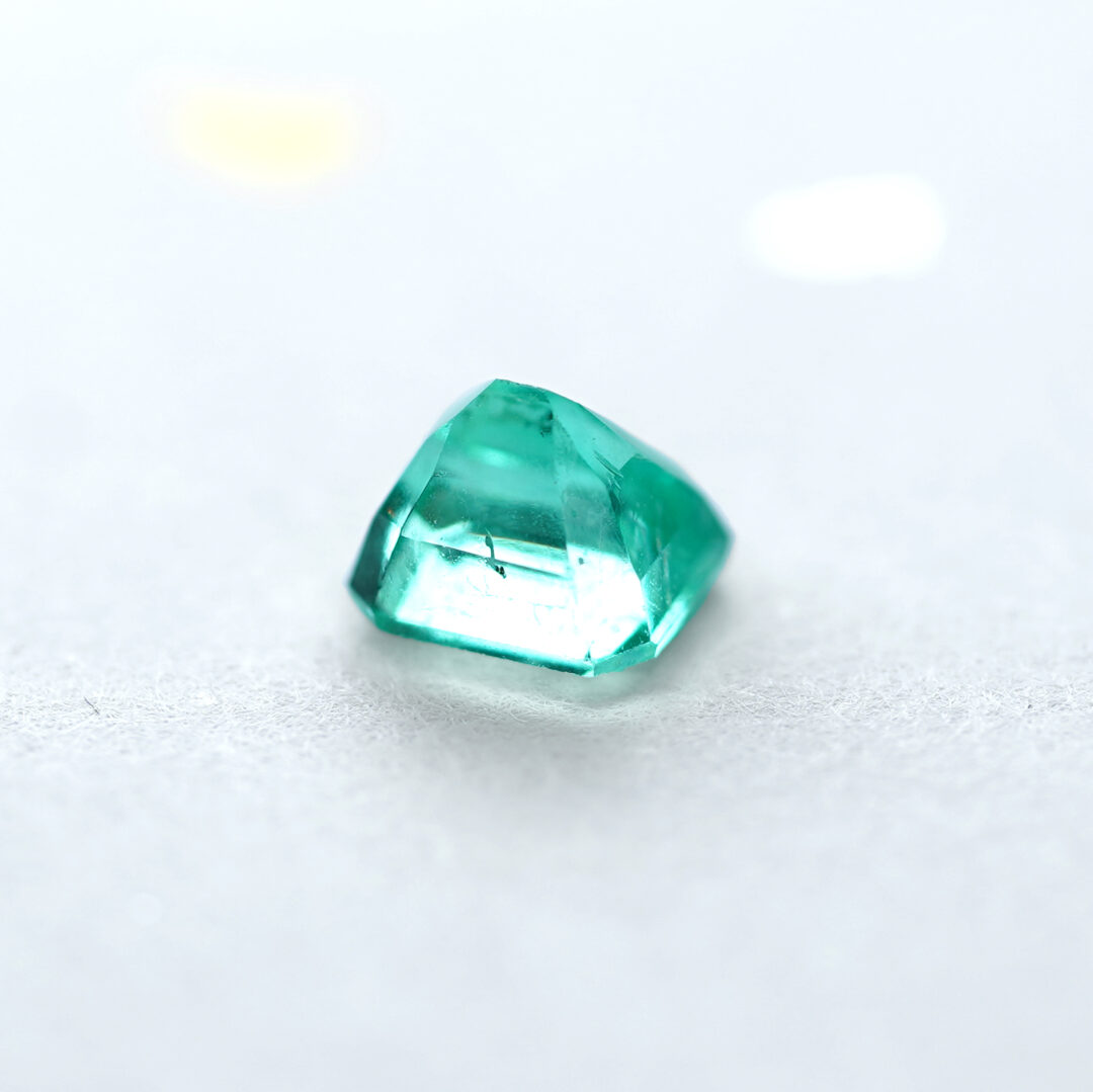 エメラルド 0.67ct コロンビア産 - 画像 (4)