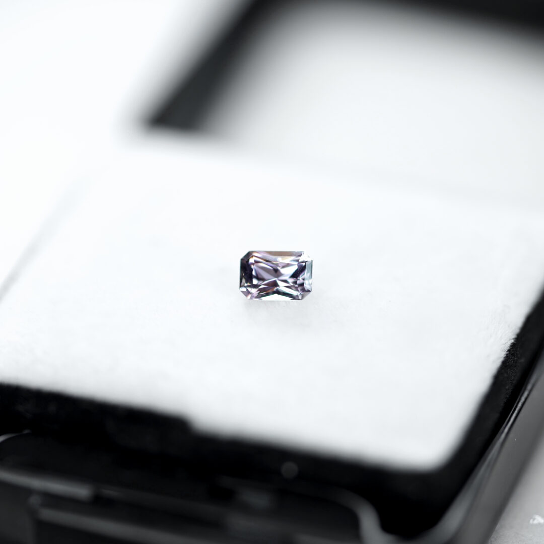 ピンクゾイサイト 0.40ct タンザニア産 - 画像 (5)