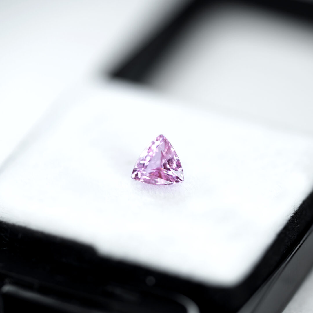 パパラチアサファイア 1.02ct マダガスカル産 AIGS - 画像 (6)