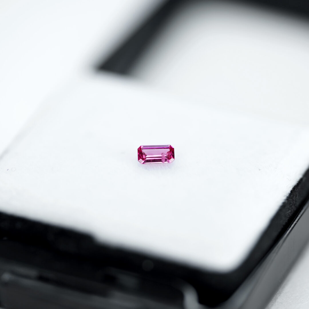 ホットピンクスピネル 0.16ct ビルマ産 - 画像 (5)