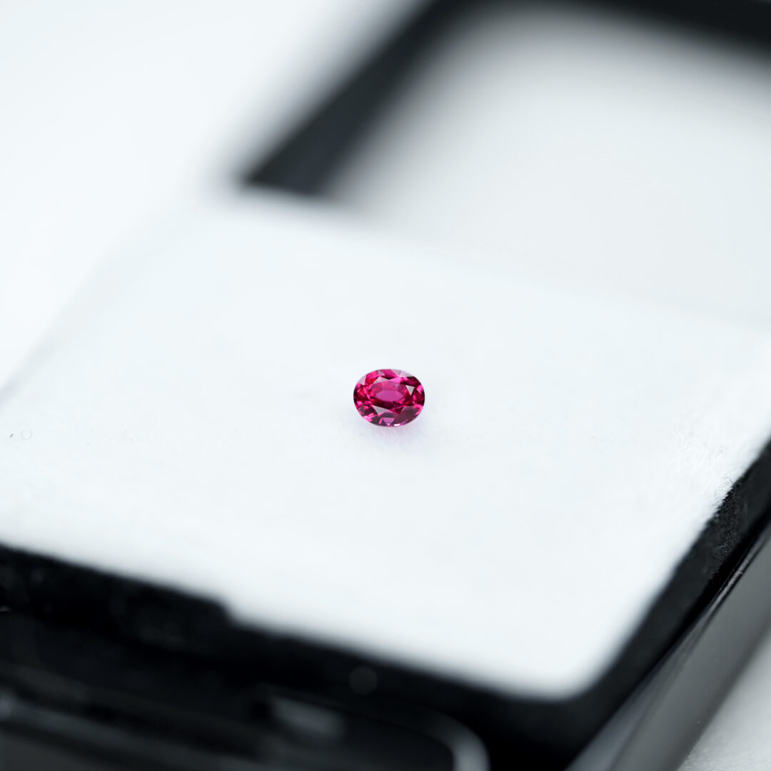 ホットピンクスピネル 0.15ct ビルマ産 - 画像 (5)