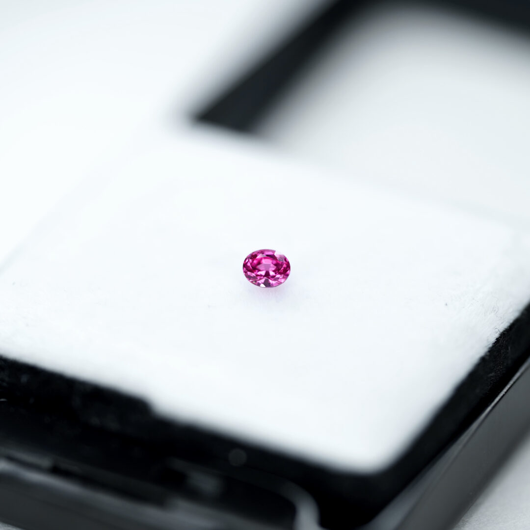 ホットピンクスピネル 0.16ct ビルマ産 - 画像 (5)