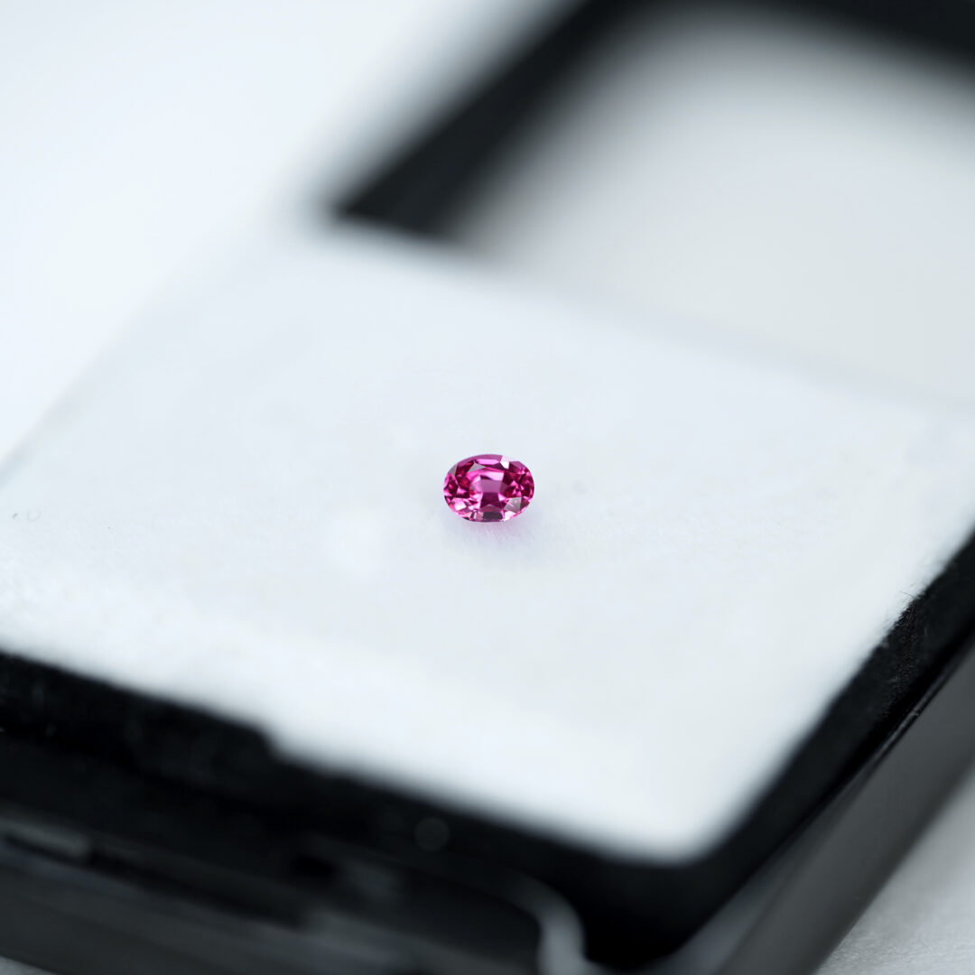 ホットピンクスピネル 0.15ct ビルマ産 - 画像 (5)
