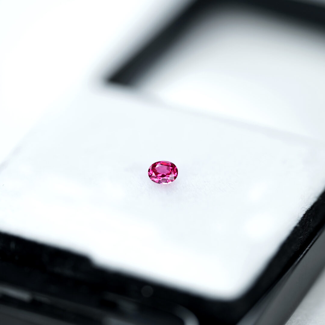 ホットピンクスピネル 0.14ct ビルマ産 - 画像 (5)