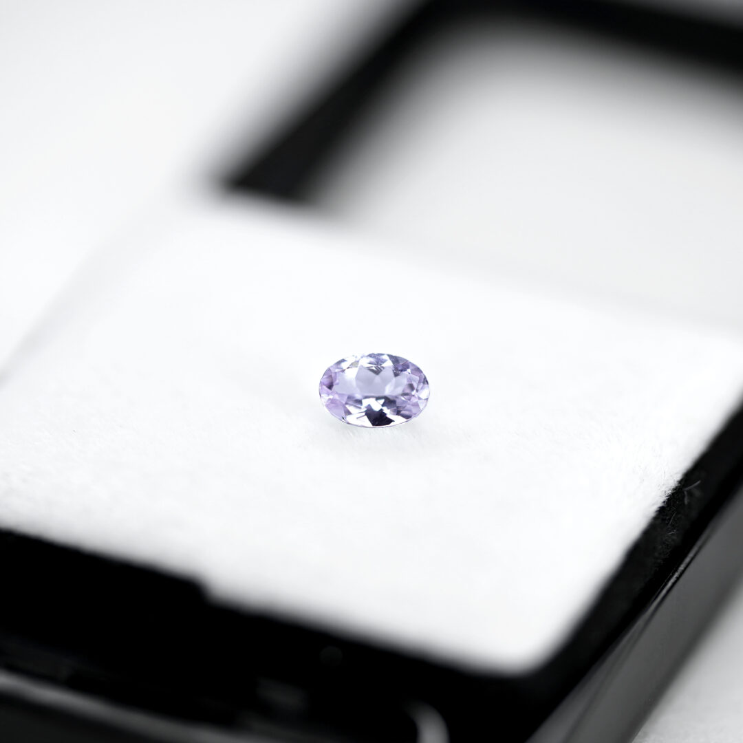 ラベンダーピンクゾイサイト 0.44ct タンザニア産 - 画像 (5)