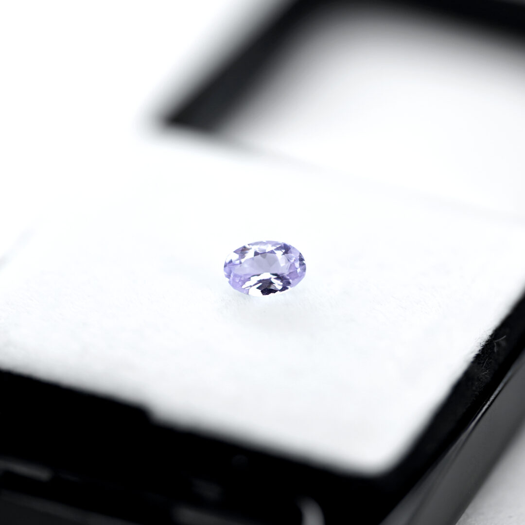 ラベンダーゾイサイト 0.48ct タンザニア産 - 画像 (5)