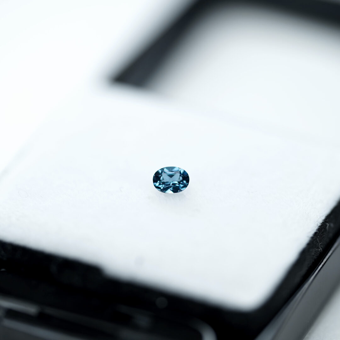 ベキリーブルーガーネット 0.223ct マダガスカル・ベキリー産 CGL - 画像 (5)