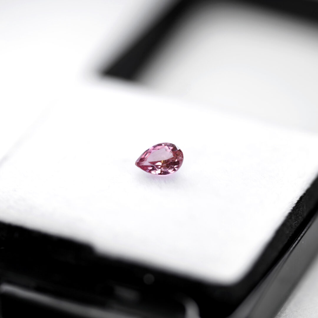 ファンシーカラーサファイア 0.55ct マダガスカル産 - 画像 (6)