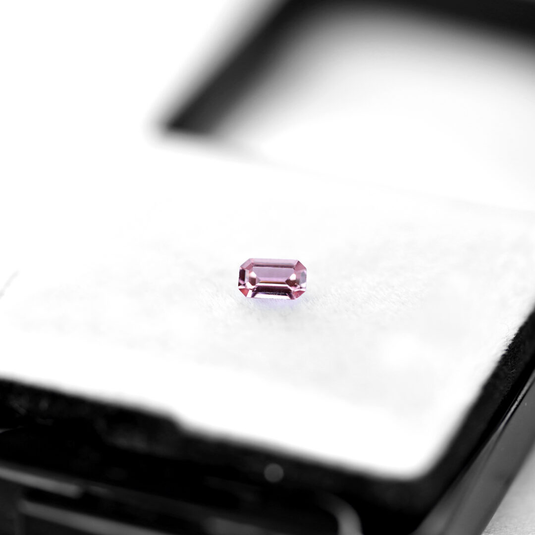 パパラチアサファイア 0.244ct マダガスカル産 DGL - 画像 (6)