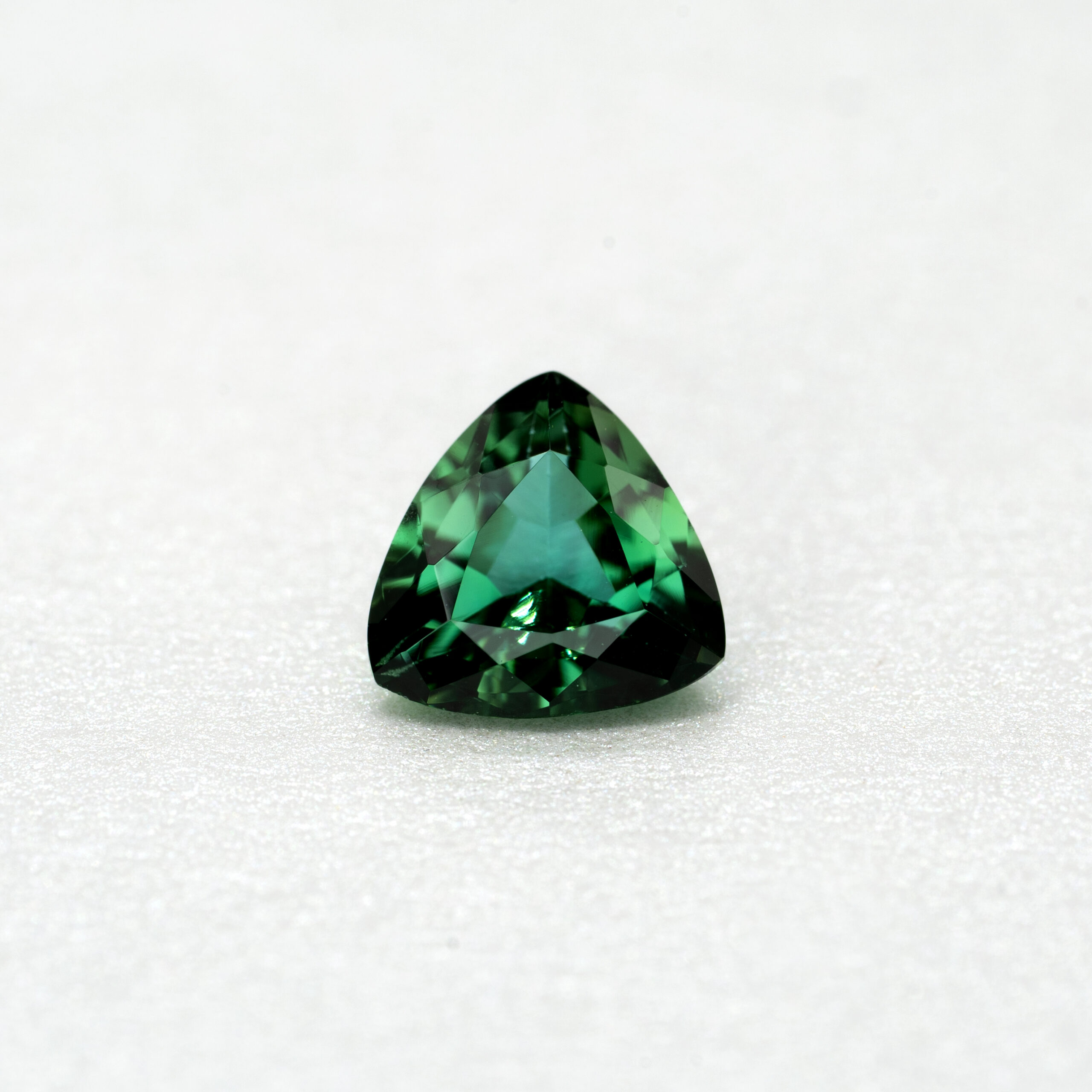 非加熱グリーンゾイサイト 0.610ct タンザニア産 CGL - 画像 (2)