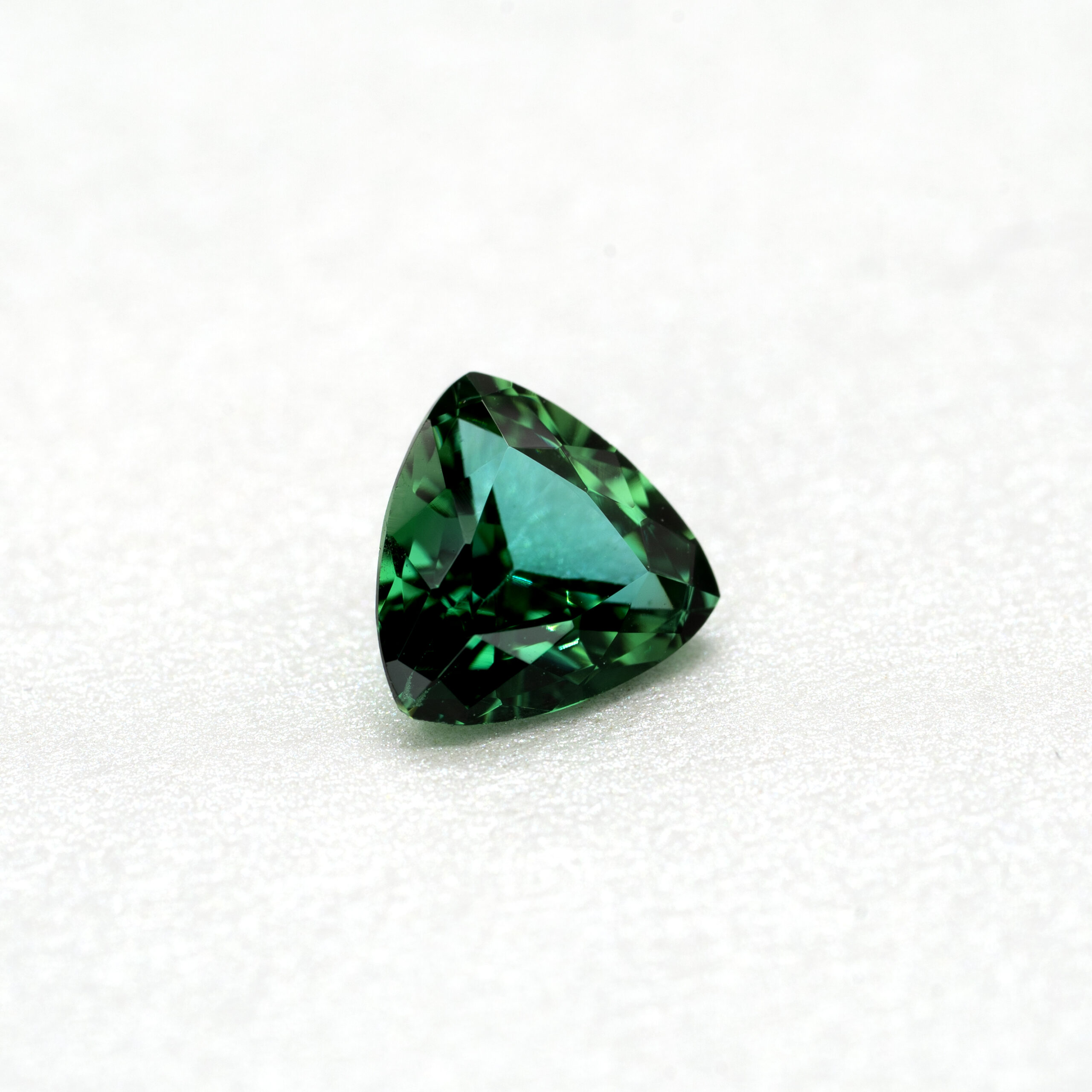 非加熱グリーンゾイサイト 0.610ct タンザニア産 CGL - 画像 (4)