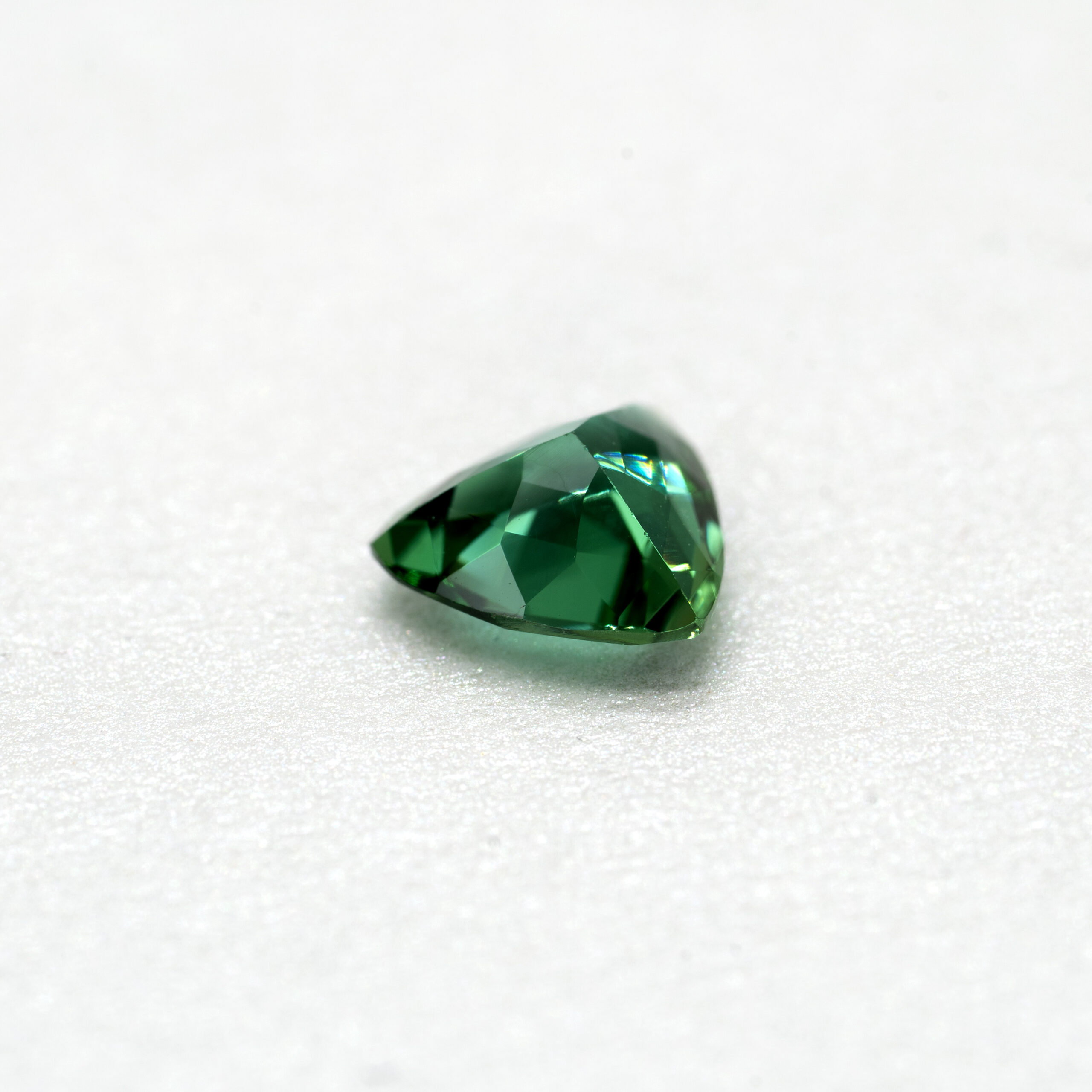 非加熱グリーンゾイサイト 0.610ct タンザニア産 CGL - 画像 (6)