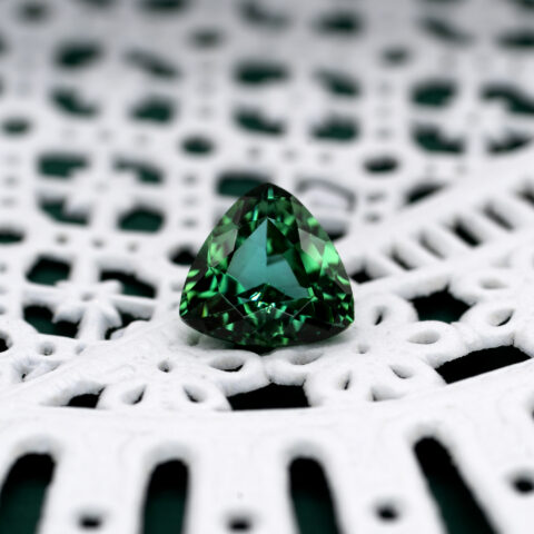 非加熱グリーンゾイサイト 0.610ct タンザニア産 CGL