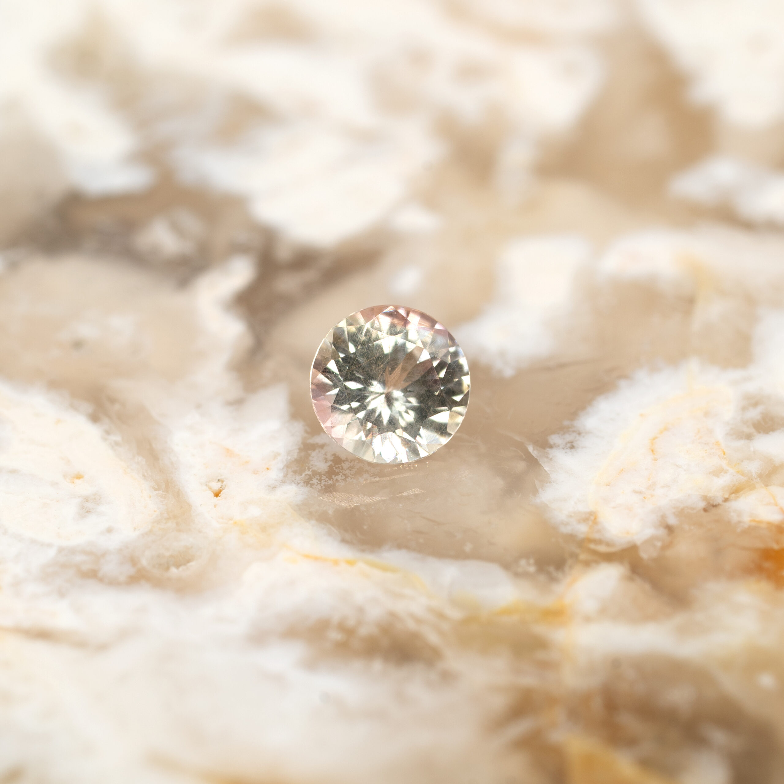 バイカラーユークレース 0.306ct ブラジル産 CGL - 画像 (7)