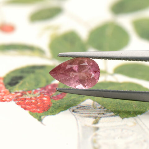 ペツォッタイト 0.36ct マダガスカル産