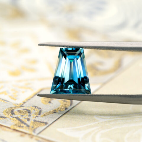 バイカラージルコン 1.97ct マラウイ産