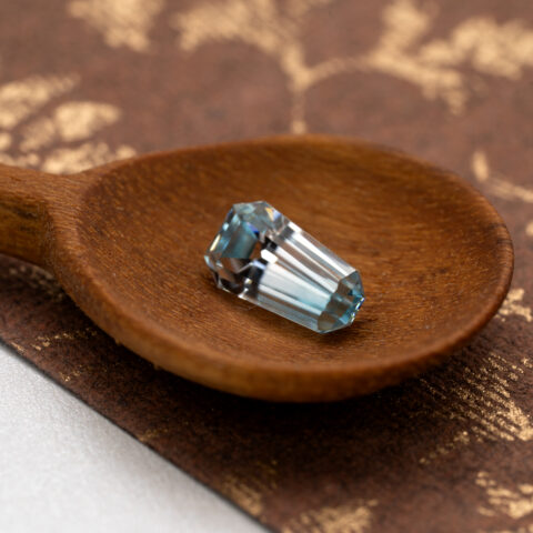 バイカラージルコン 1.90ct マラウイ産