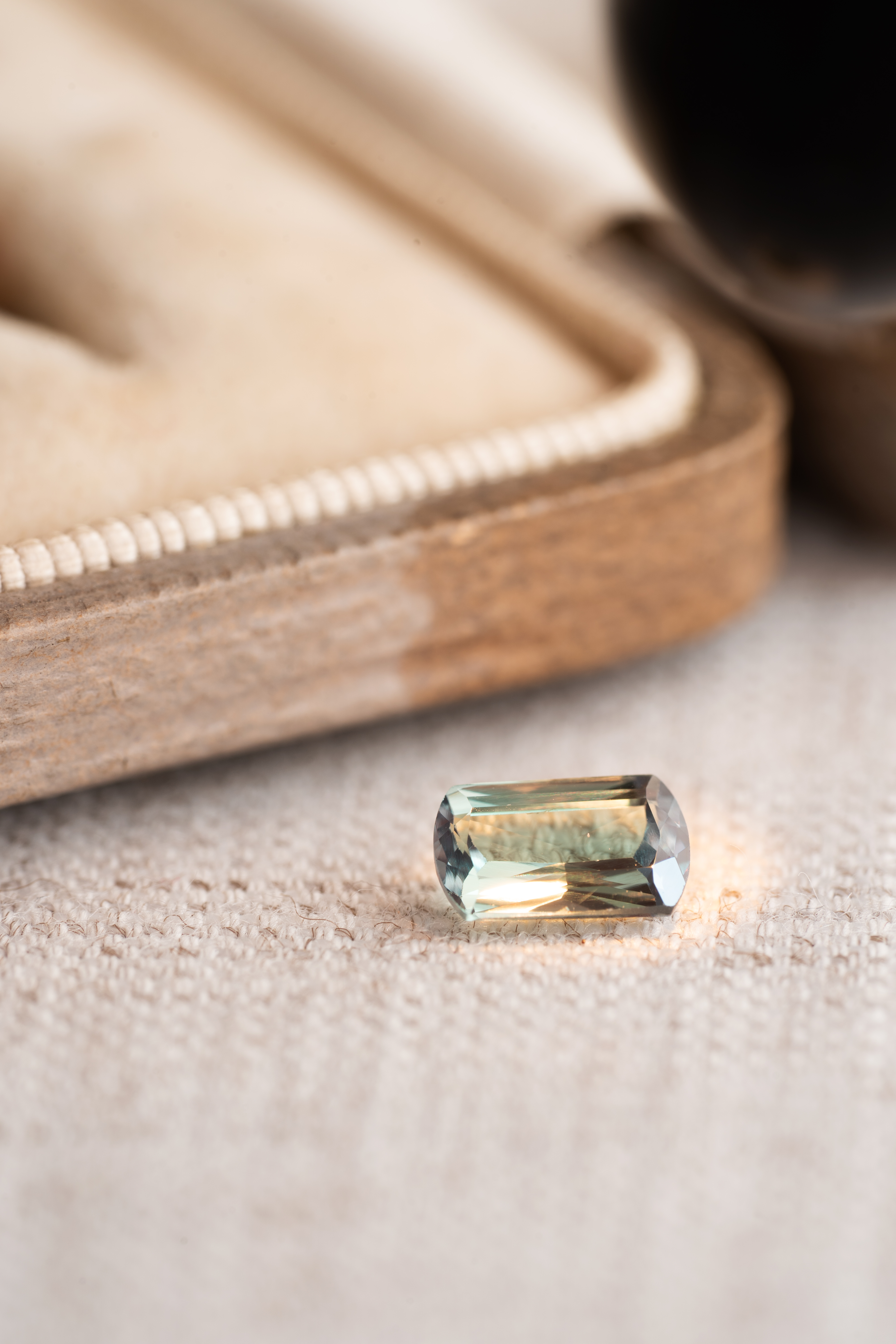 カラーシフトクリソベリル 0.730ct インド産 CGL - 画像 (7)