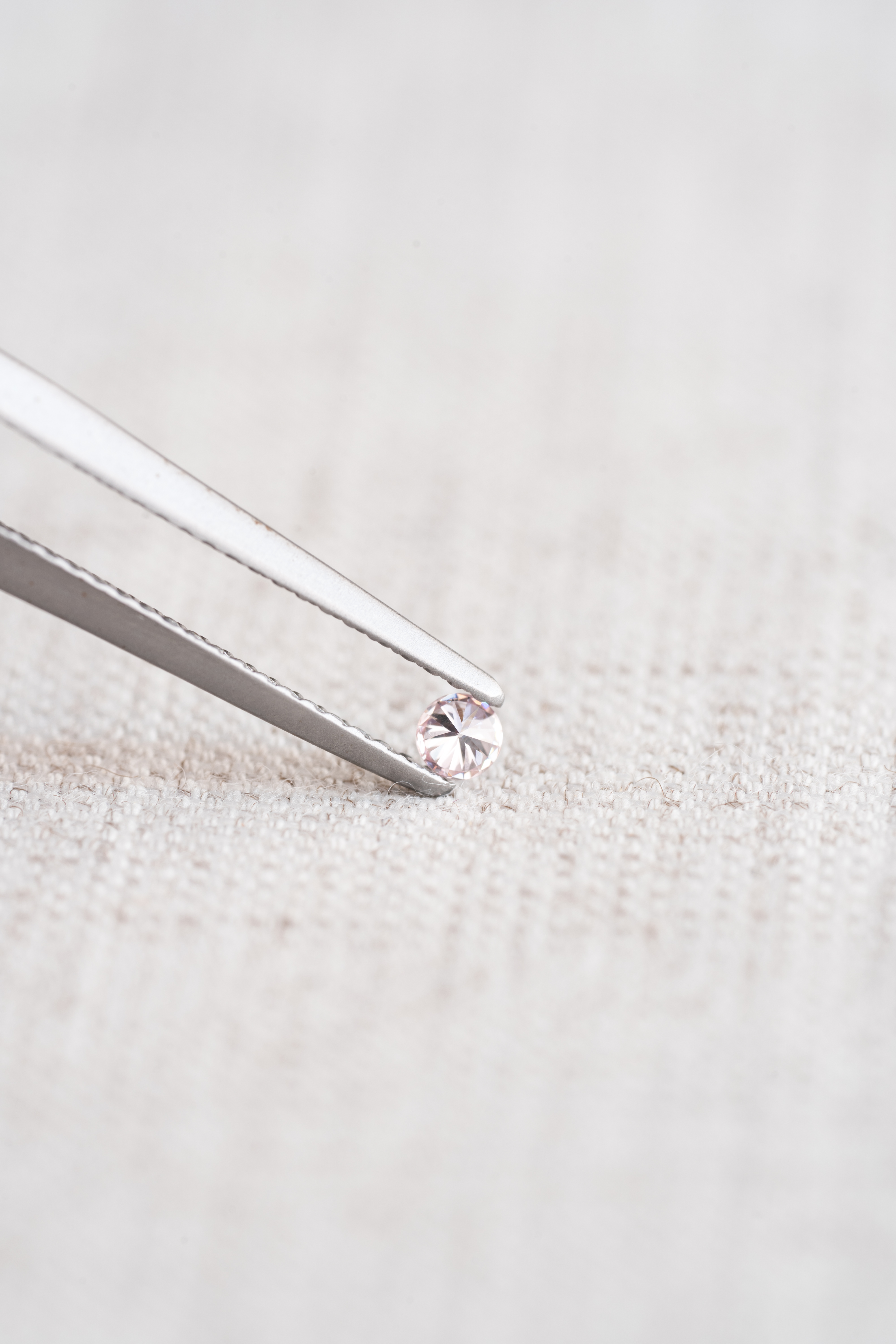 ピンクダイヤモンド 0.073ct Fancy Light Purplish Pink CGL - 画像 (5)