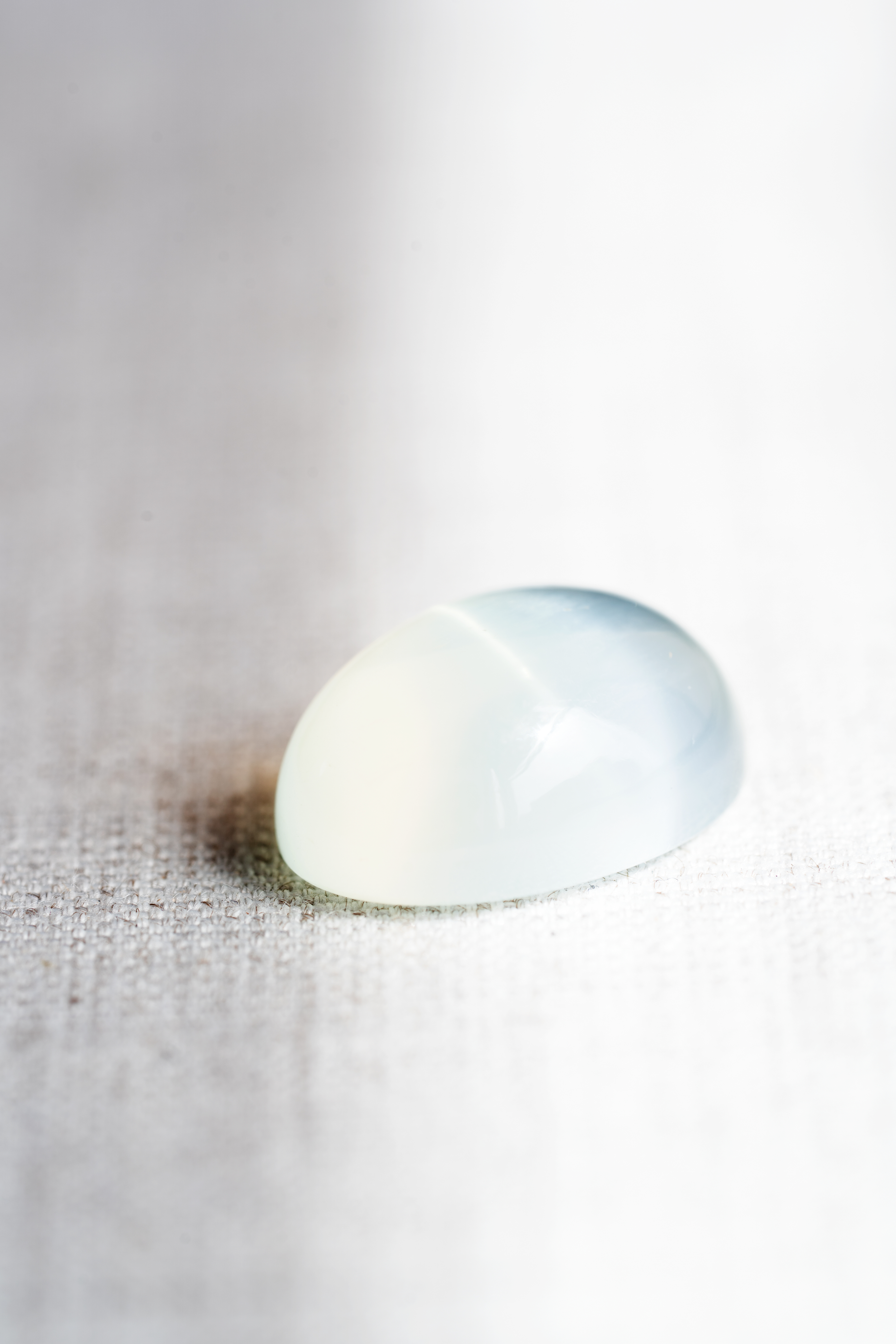 【American Old Stock Collection】グリーンムーンストーンキャッツアイ 22.10ct - 画像 (5)