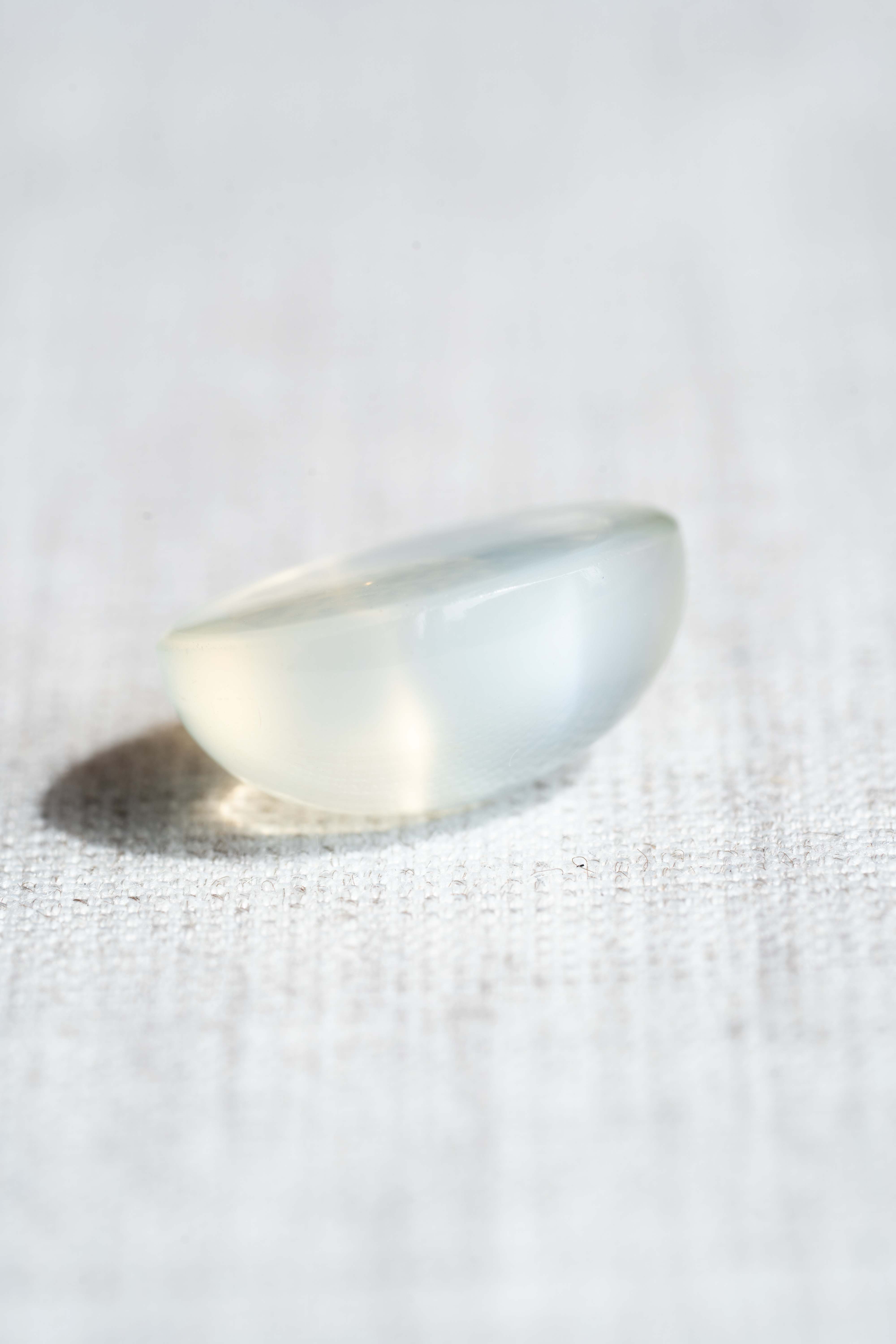 【American Old Stock Collection】グリーンムーンストーンキャッツアイ 22.10ct - 画像 (6)