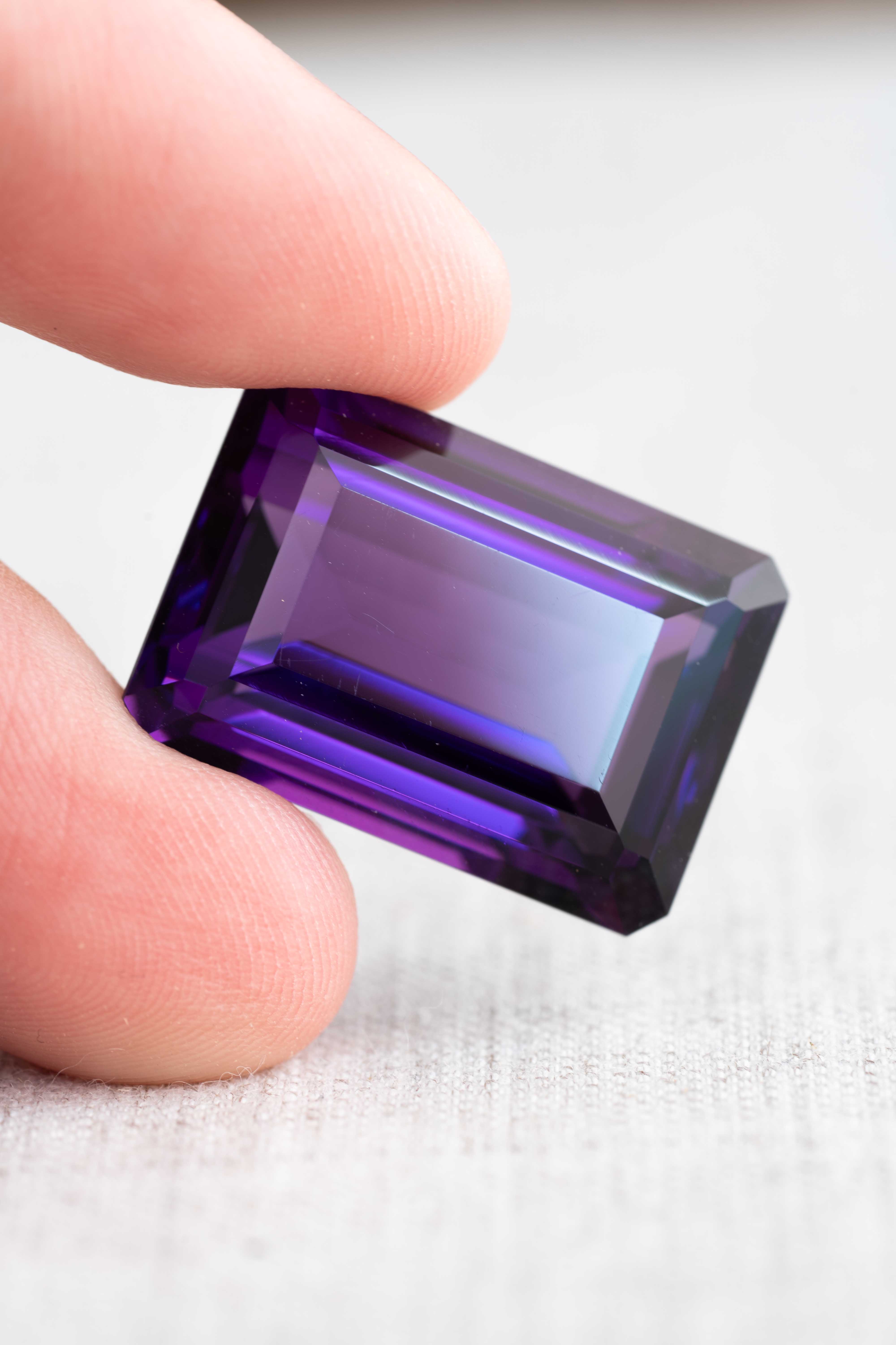 カラーチェンジアメシスト 32.70ct ウルグアイ産