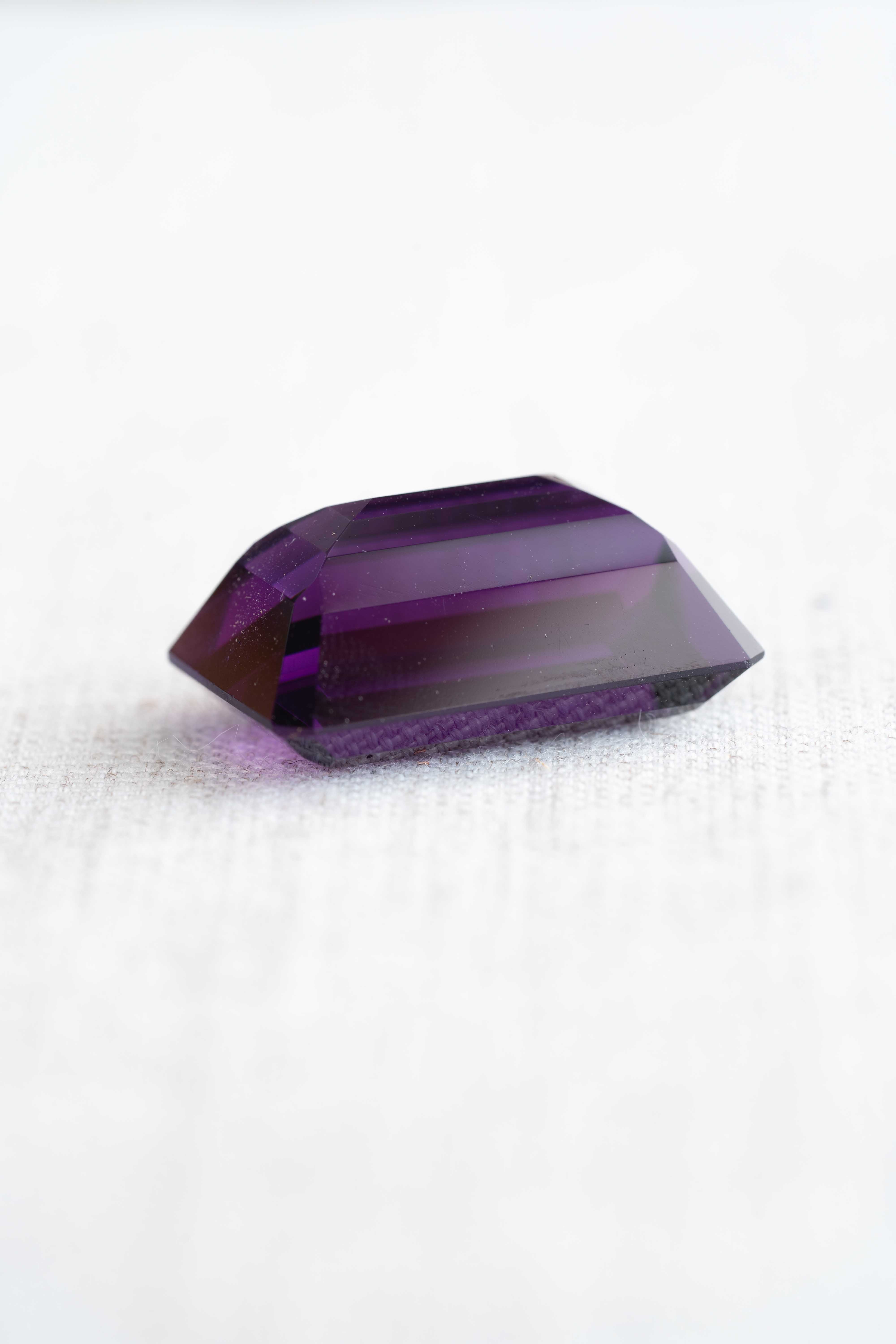 カラーチェンジアメシスト 32.70ct ウルグアイ産 - 画像 (4)