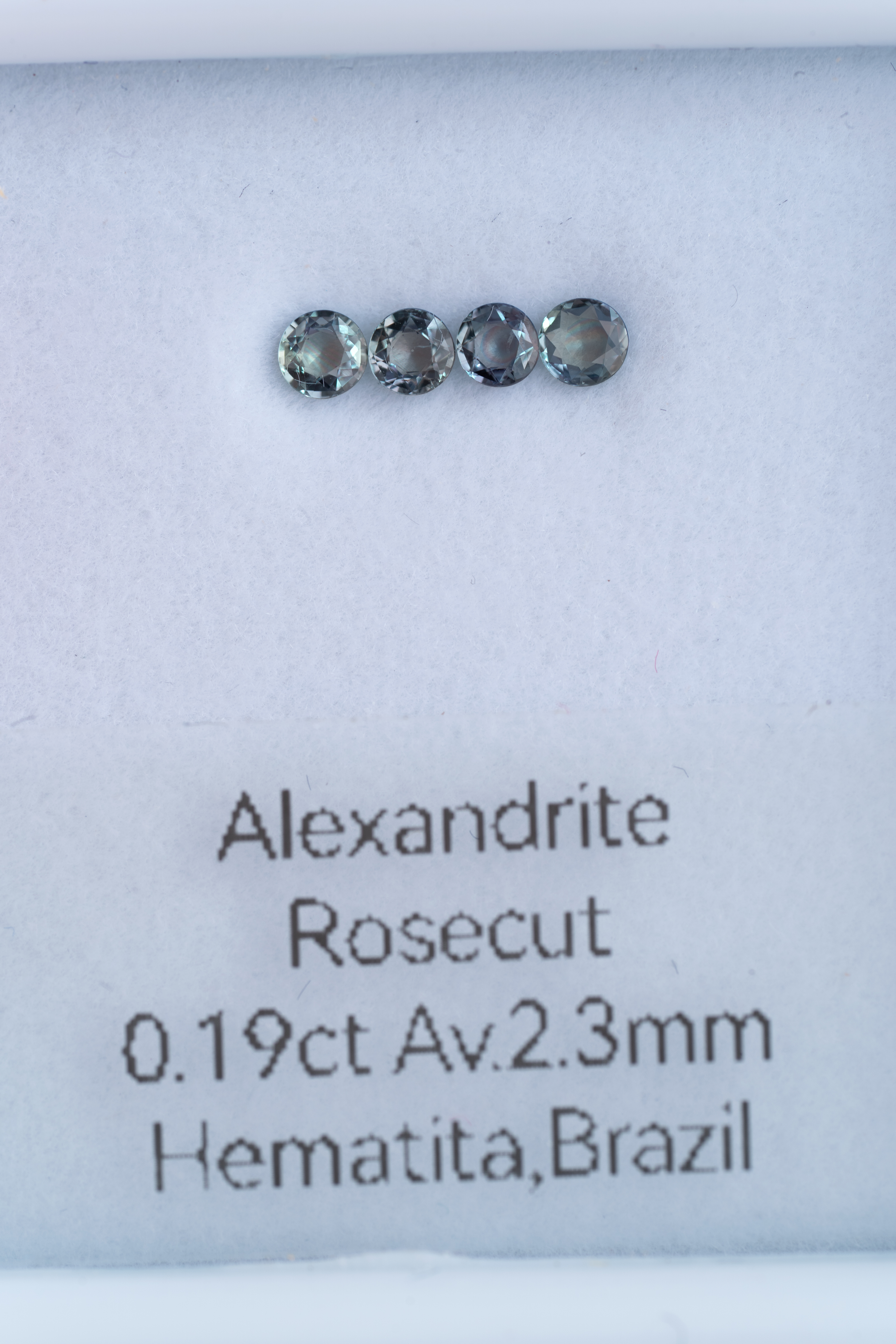 アレキサンドライト 0.19ct ブラジル・ヘマチタ鉱山産 * - 画像 (4)
