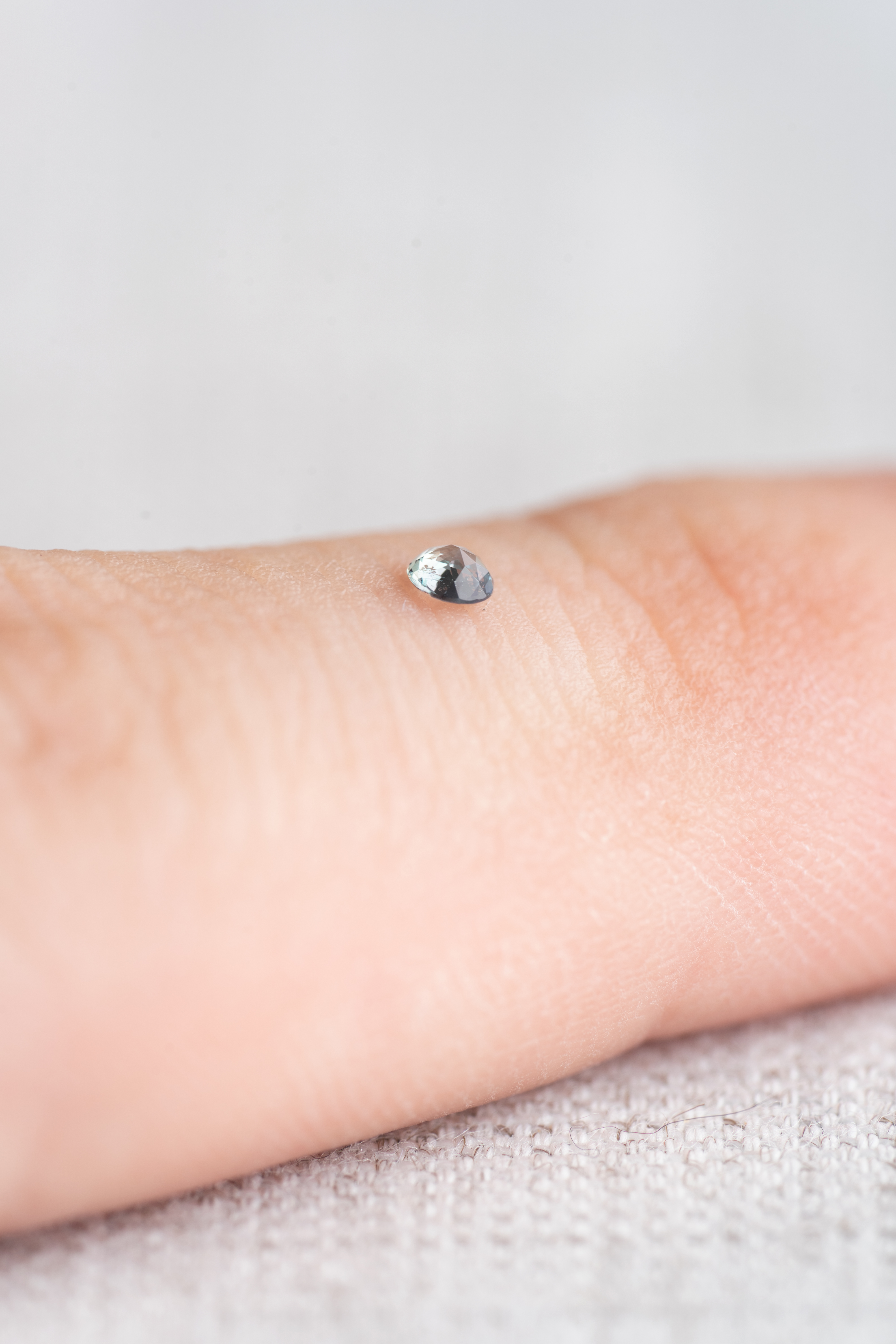 アレキサンドライト 0.19ct ブラジル・ヘマチタ鉱山産 * - 画像 (3)