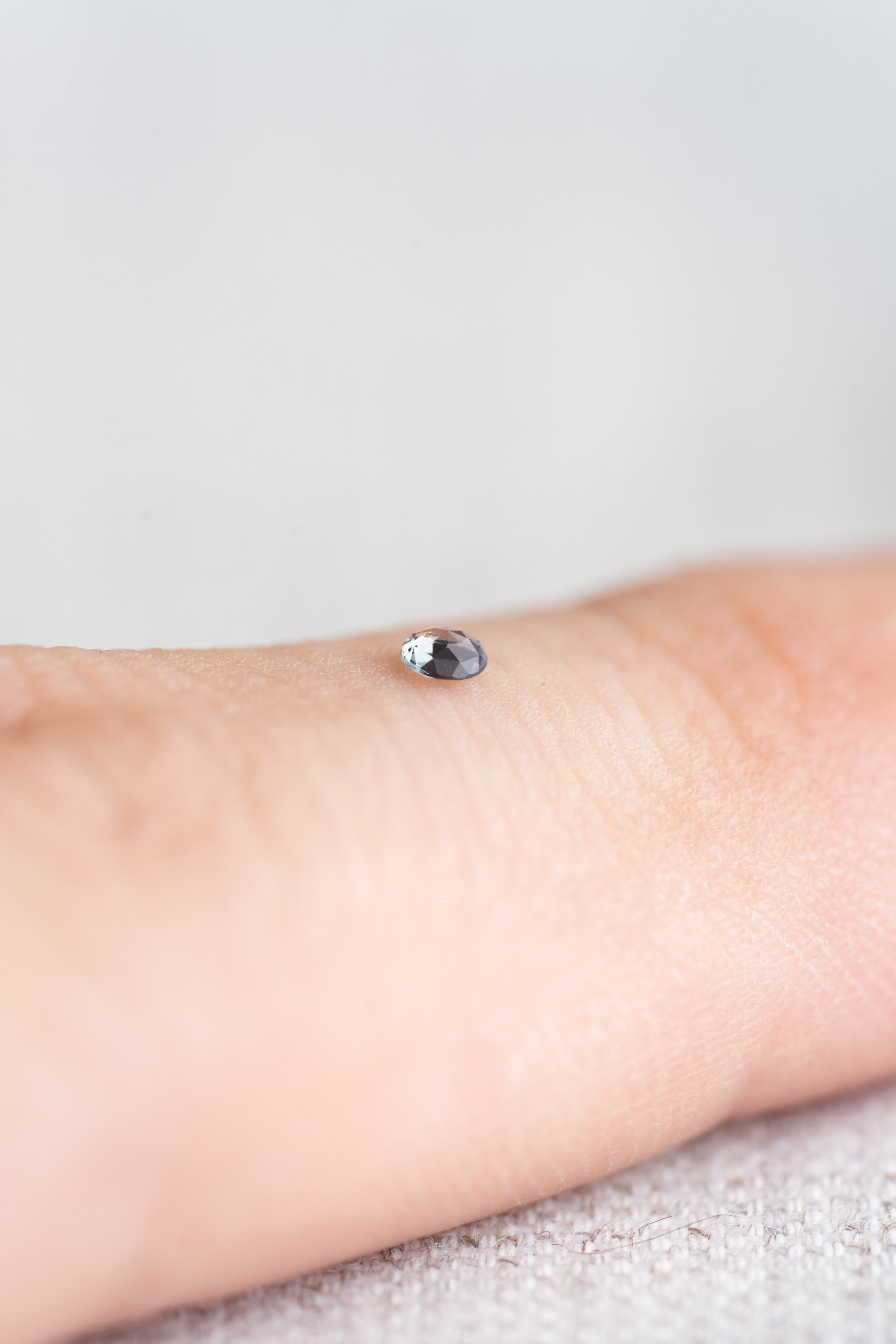 アレキサンドライト 0.21ct ブラジル・ヘマチタ鉱山産 - 画像 (3)