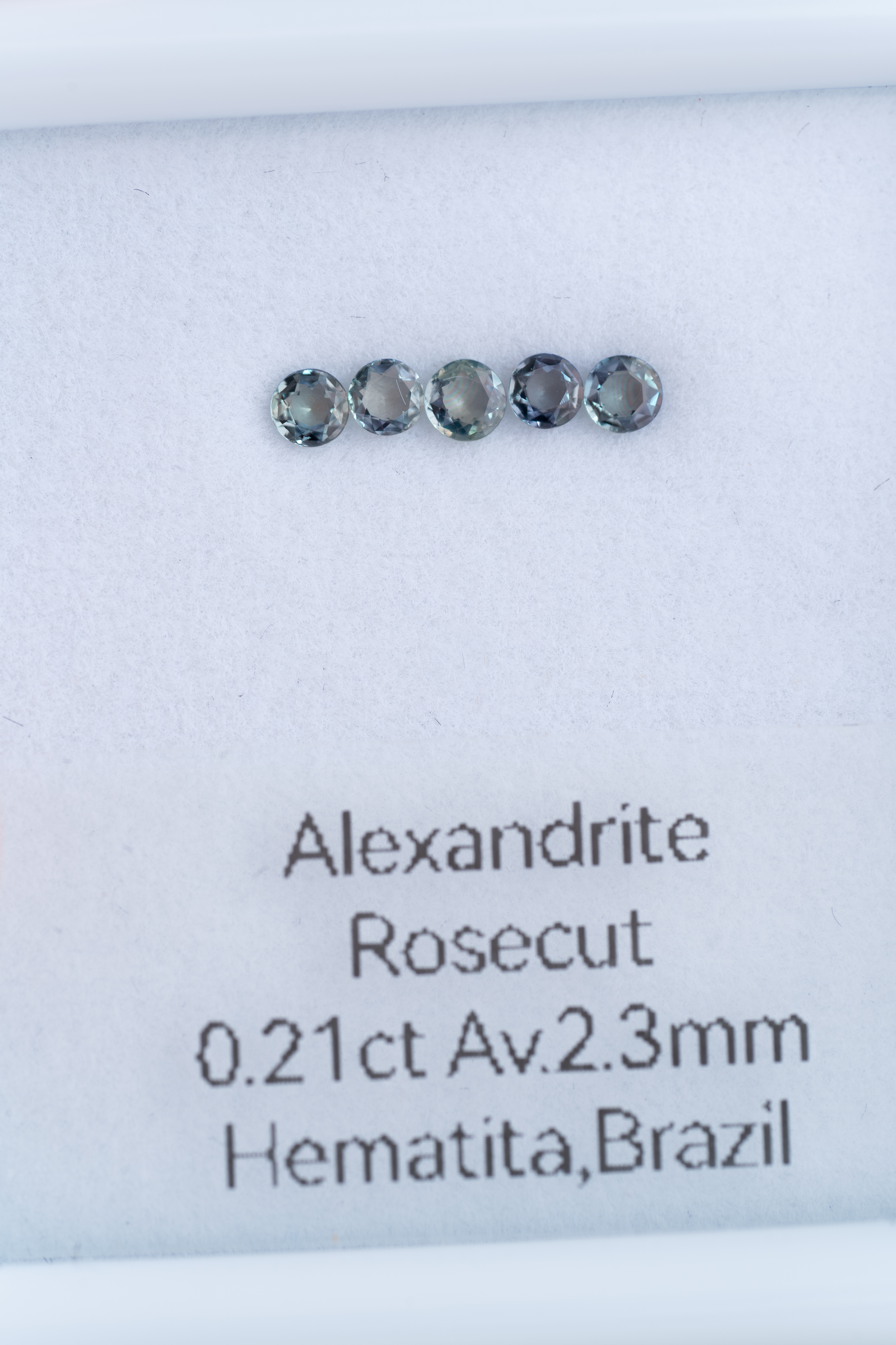 アレキサンドライト 0.25ct ブラジル・ヘマチタ鉱山産 - 画像 (4)
