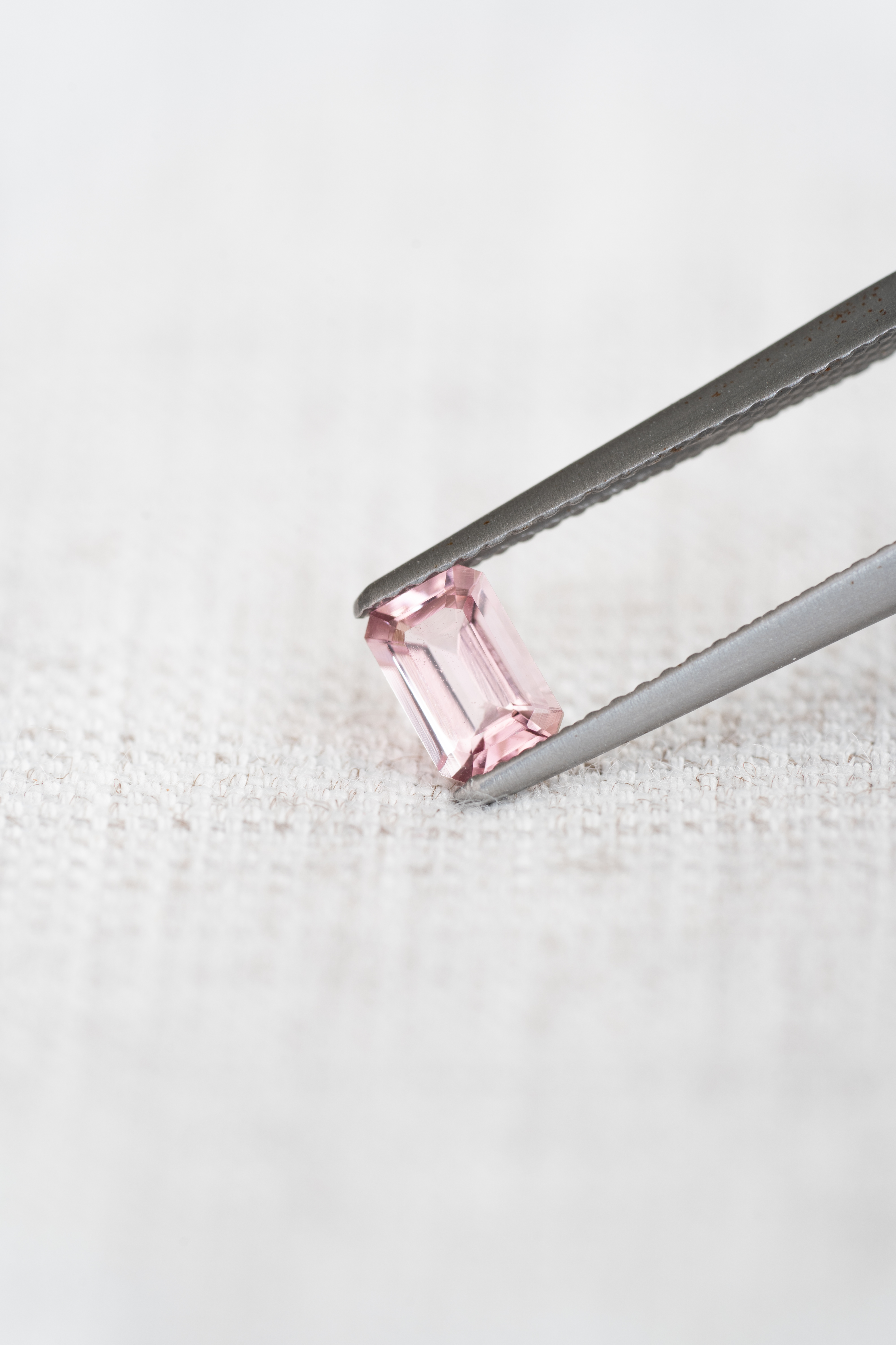 モルガナイト 0.53ct ナイジェリア産 - 画像 (3)