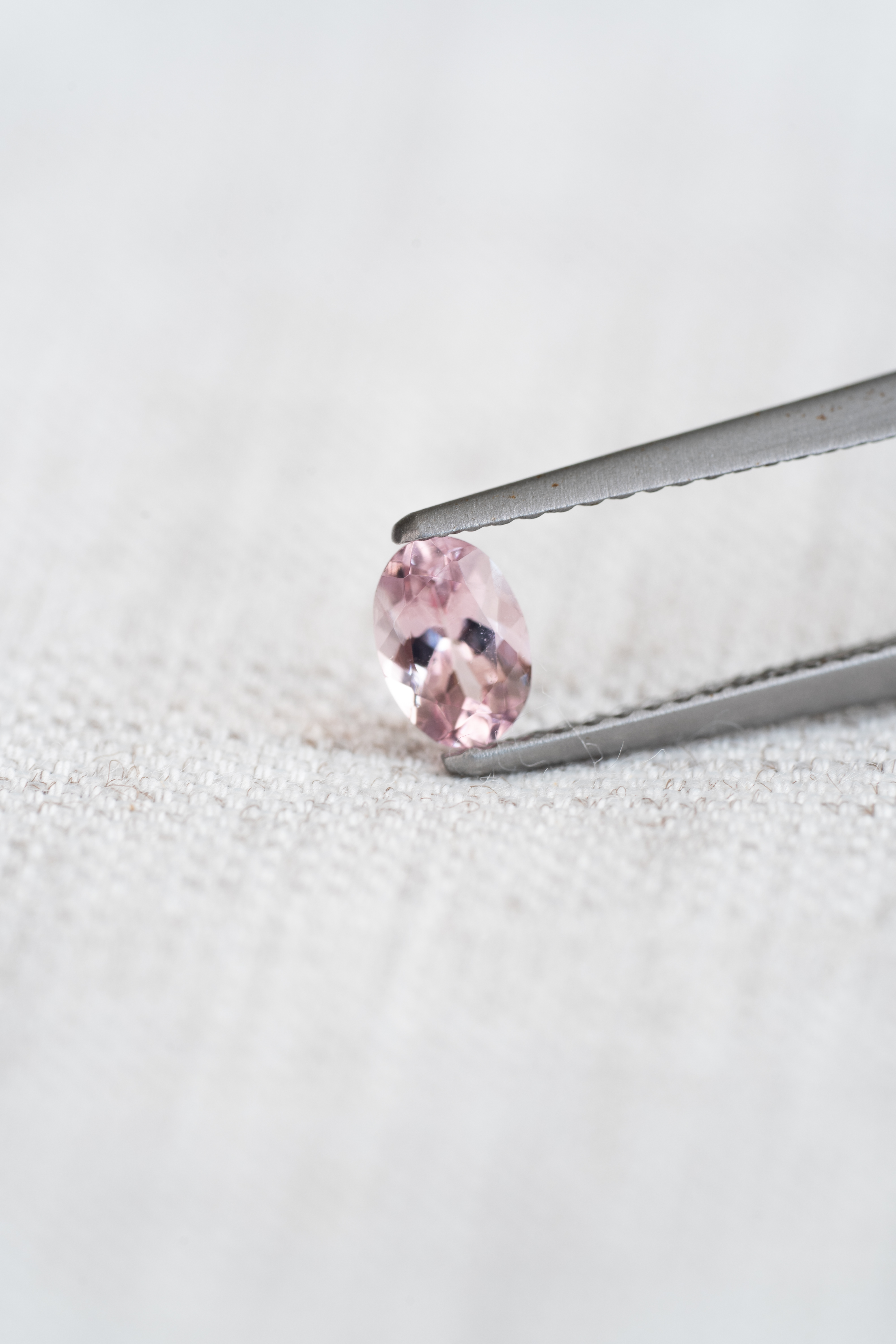 モルガナイト 0.44ct ナイジェリア産 - 画像 (2)