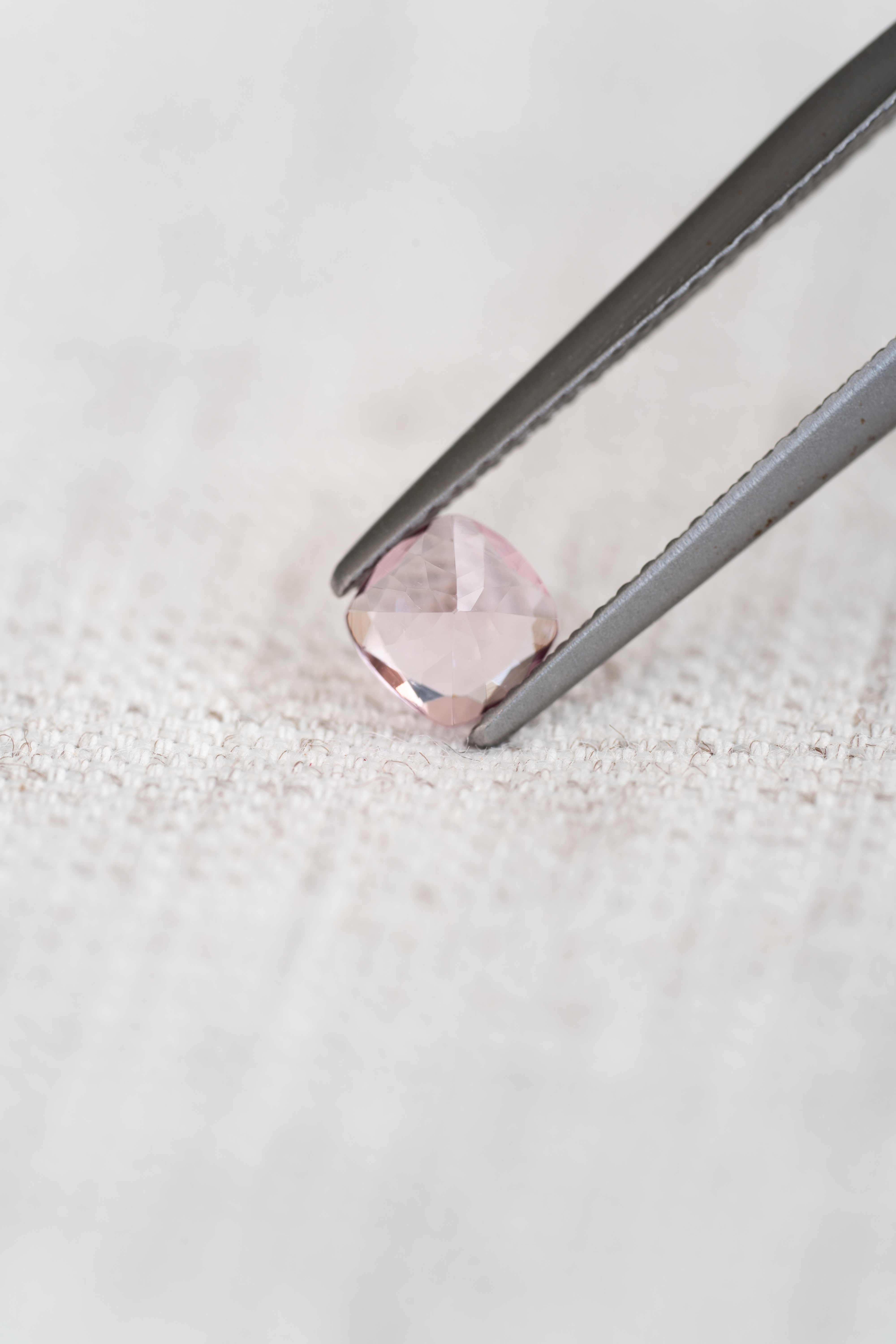 モルガナイト 0.44ct ナイジェリア産 - 画像 (5)