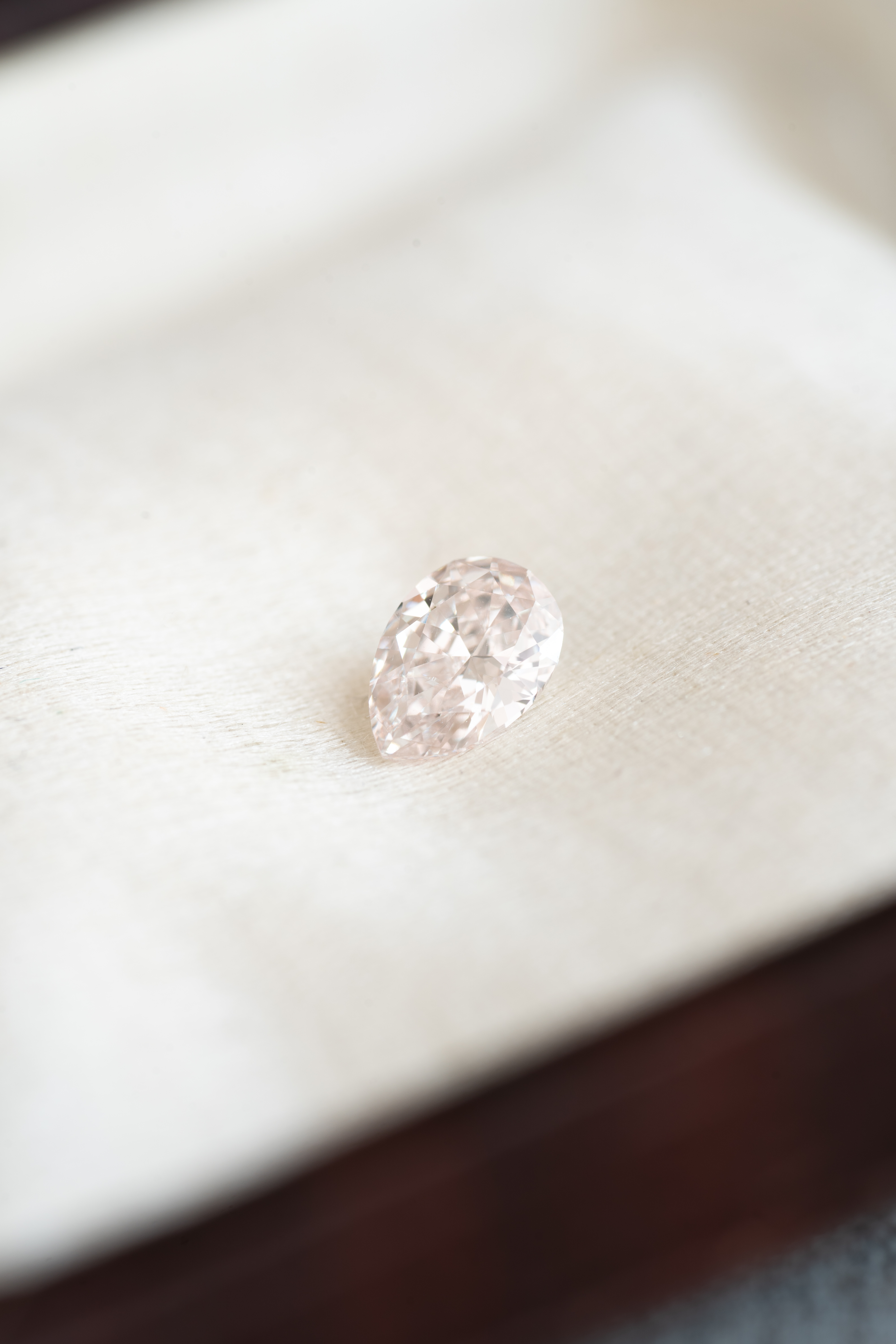 ピンクダイヤモンド Very Light Pink 0.444ct AGT