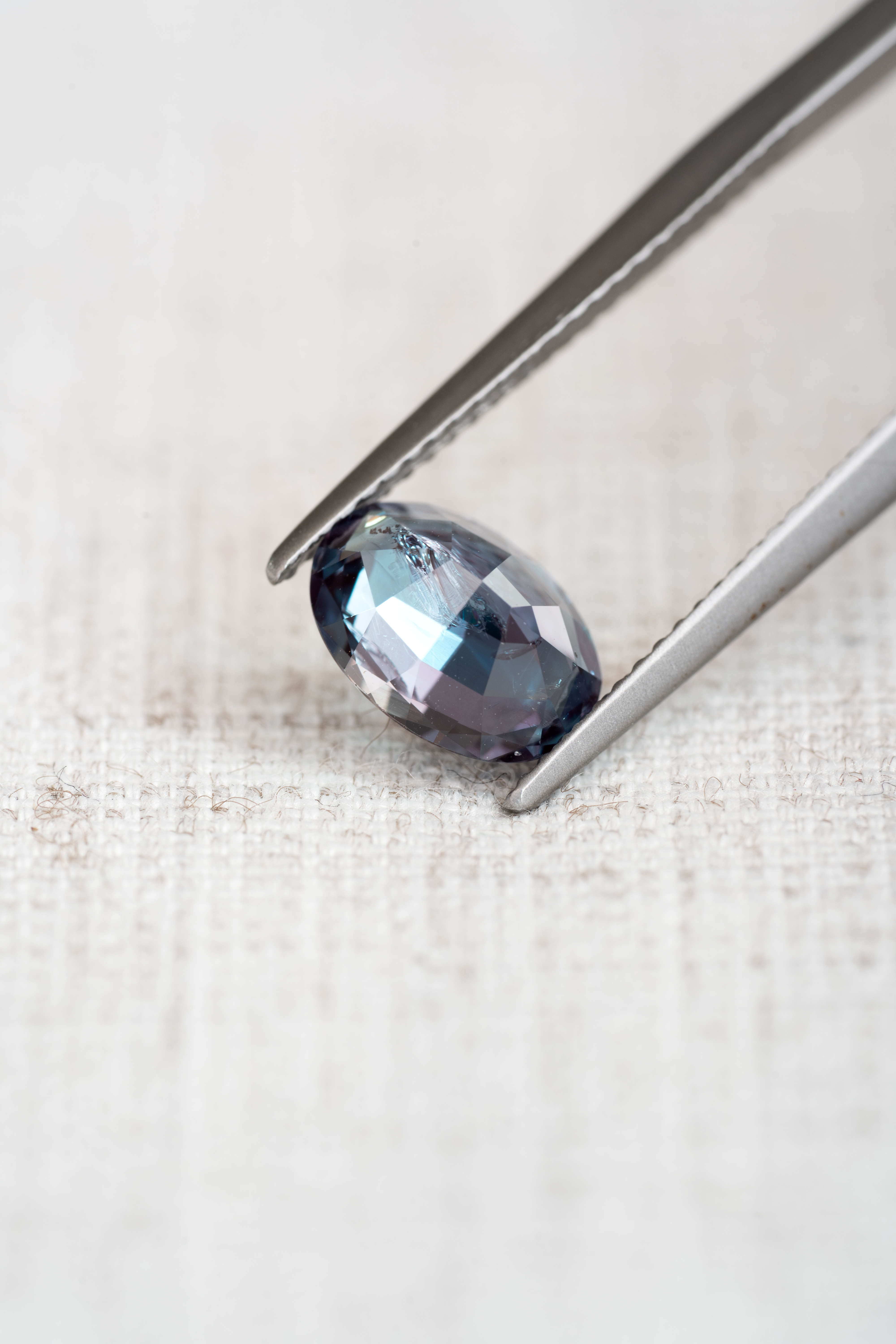 アレキサンドライト 1.85ct ブラジル産 GIA - 画像 (8)
