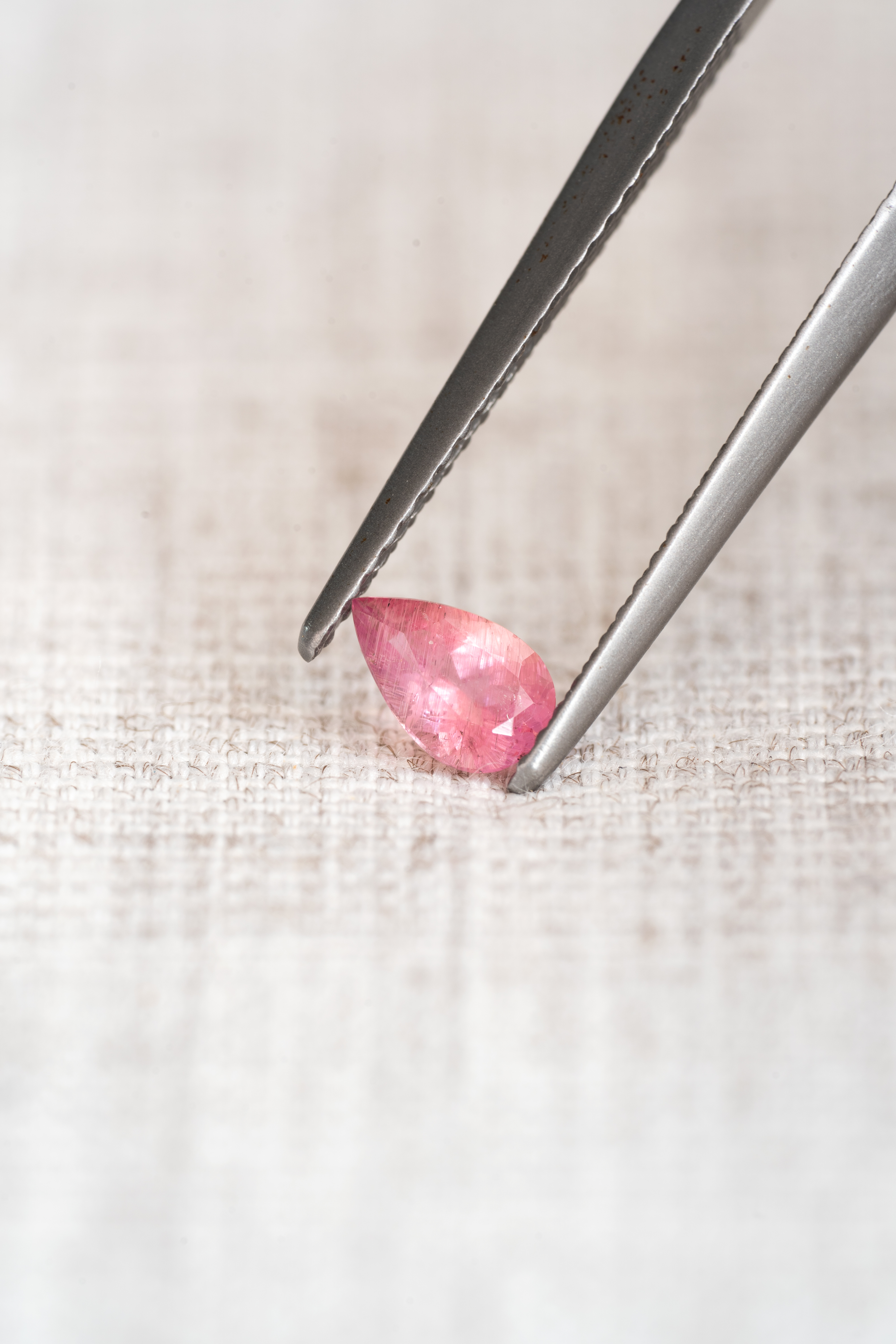ペツォッタイト 0.36ct マダガスカル産 - 画像 (3)