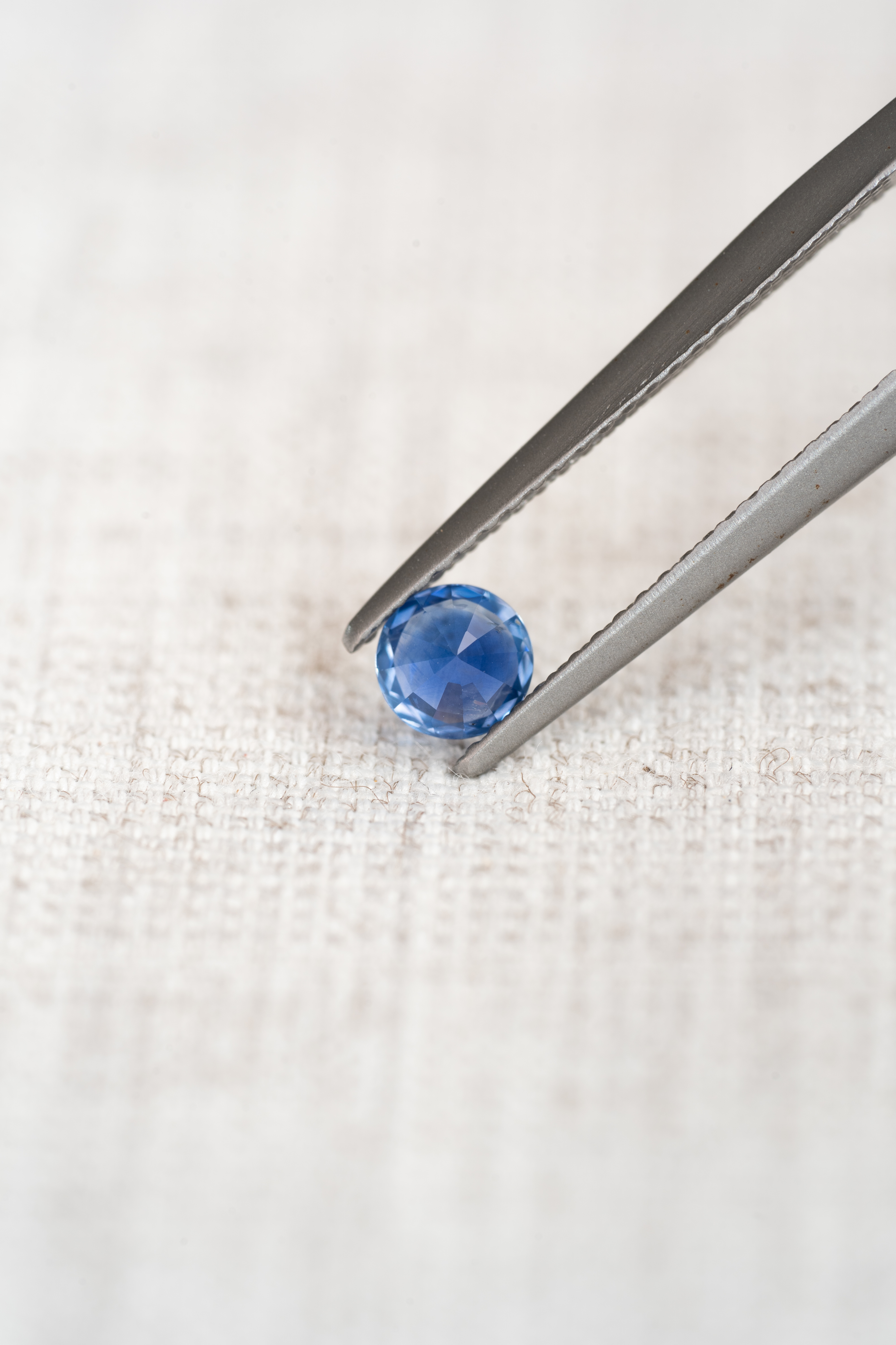 コーンフラワーブルーサファイア 0.47ct マダガスカル産 AIGS - 画像 (5)