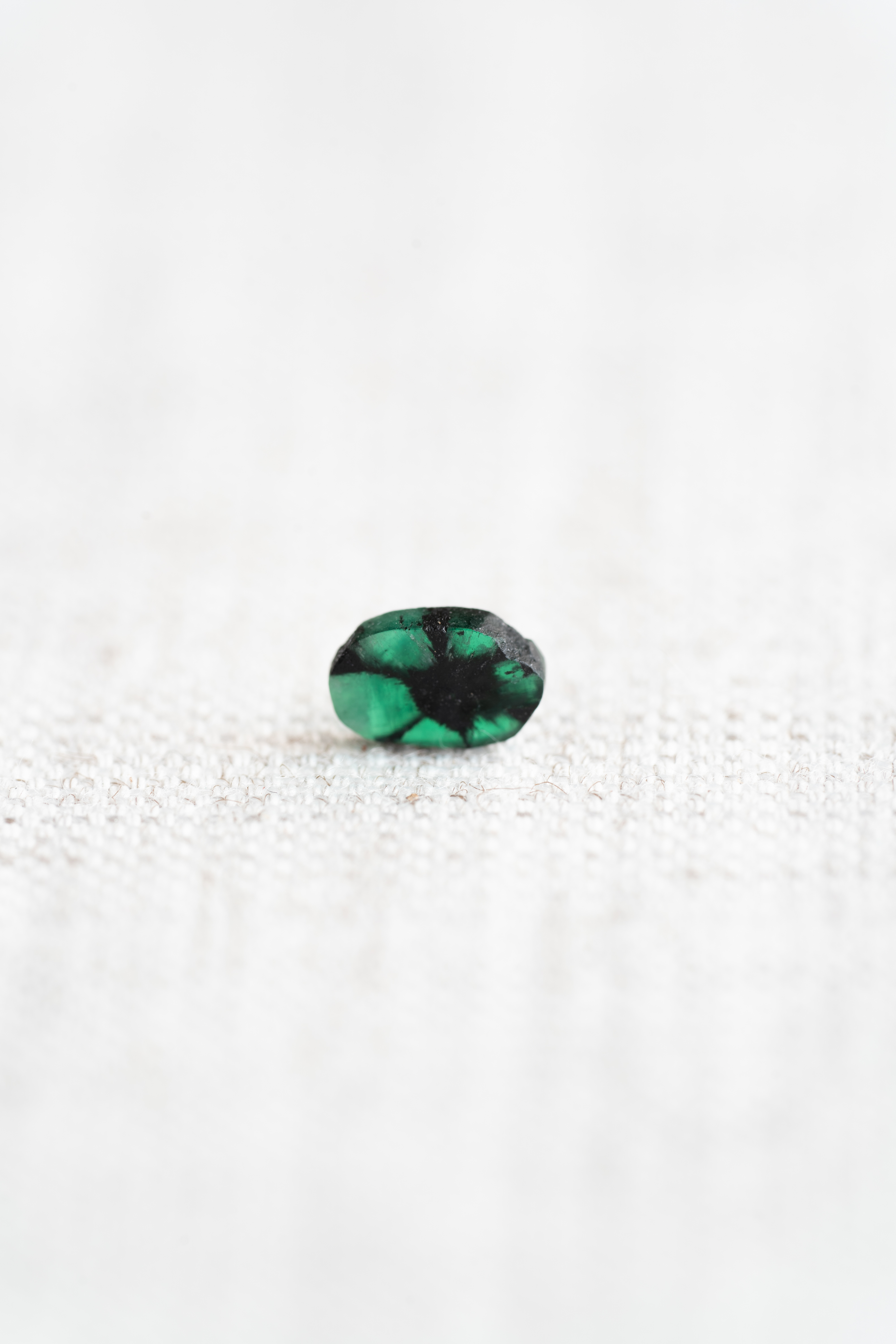 トラピッチェエメラルド 0.39ct コロンビア産
