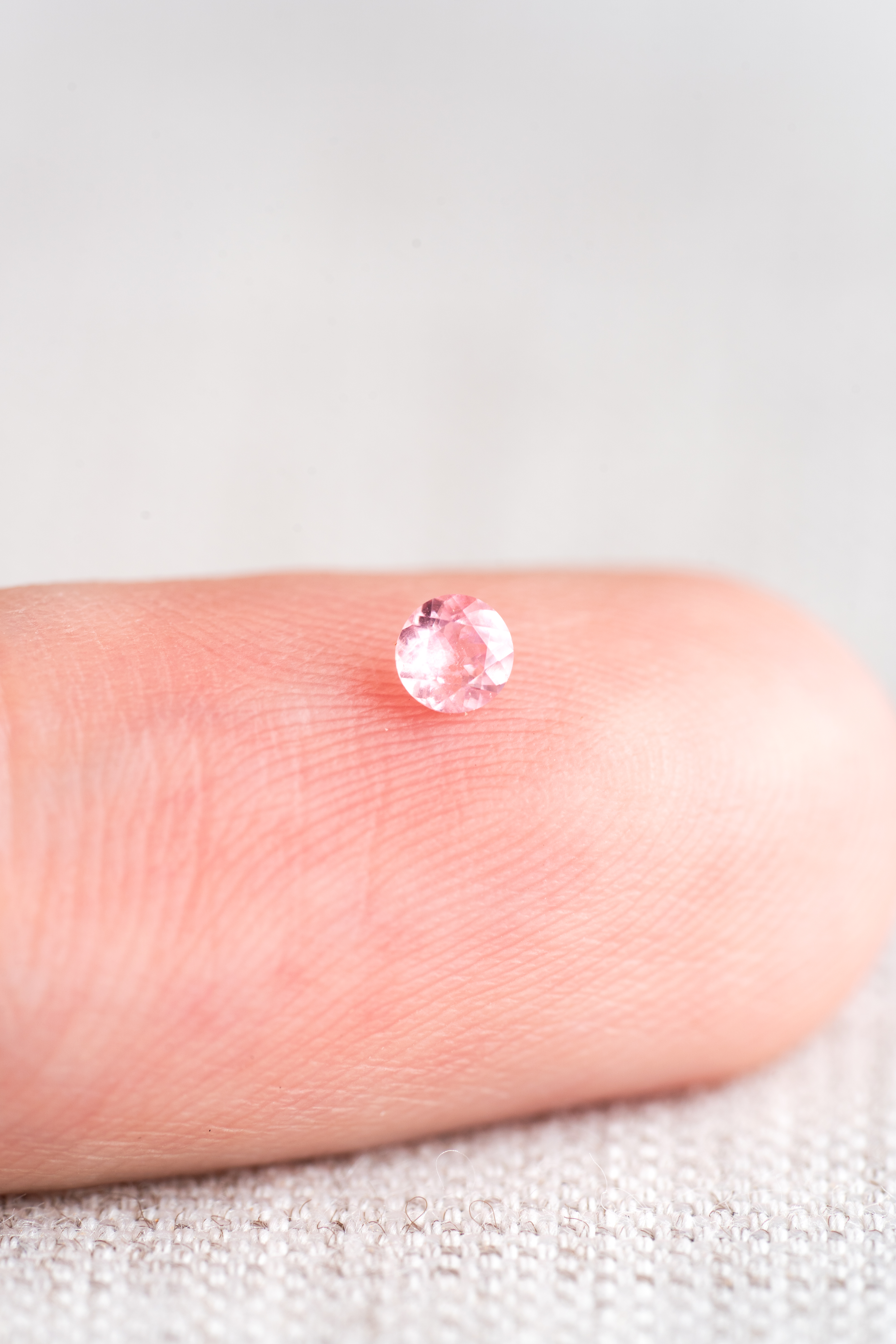 ロードクロサイト 0.13ct アメリカ・コロラド州産 - 画像 (6)