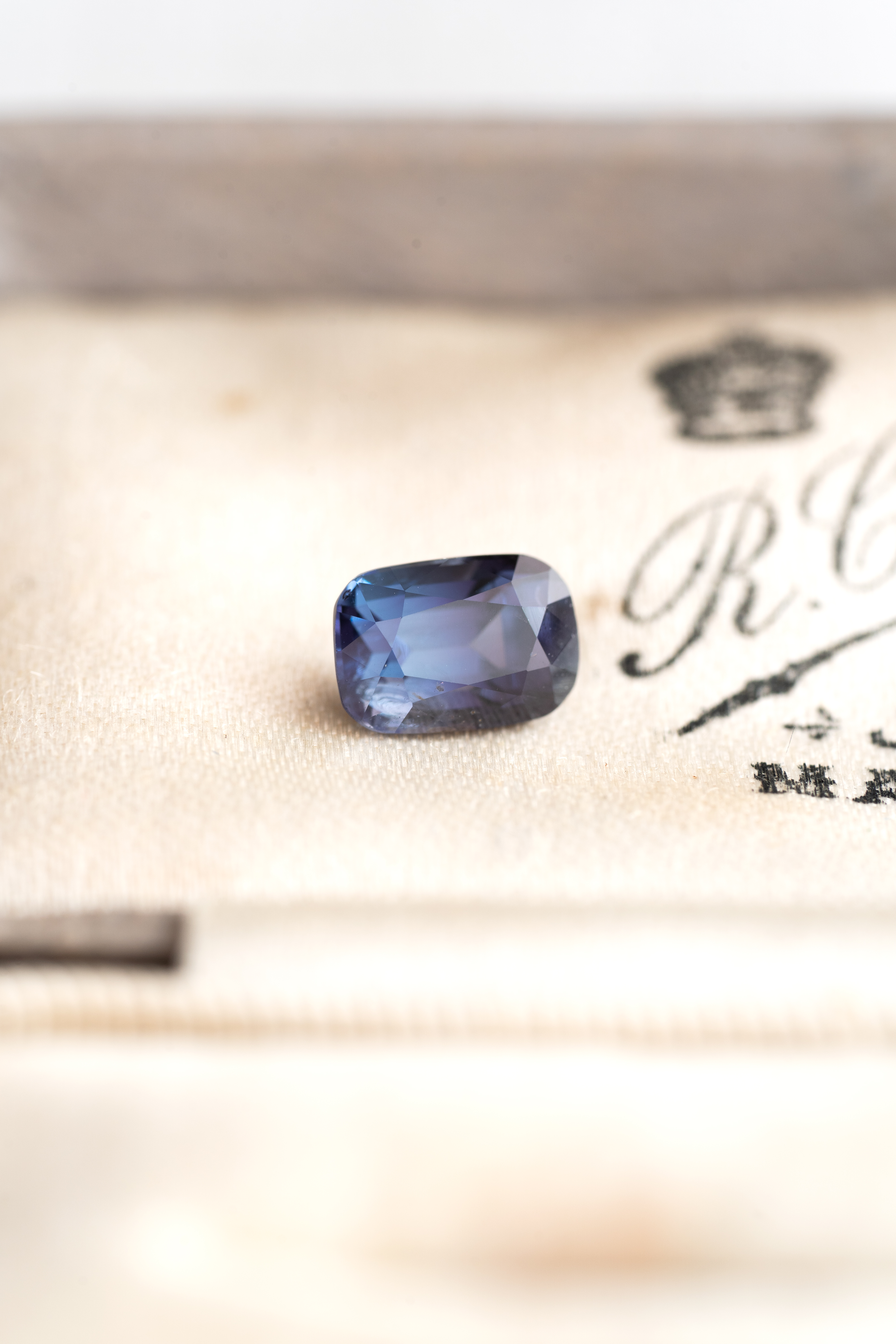 バイカラースピネル 1.21ct タンザニア産
