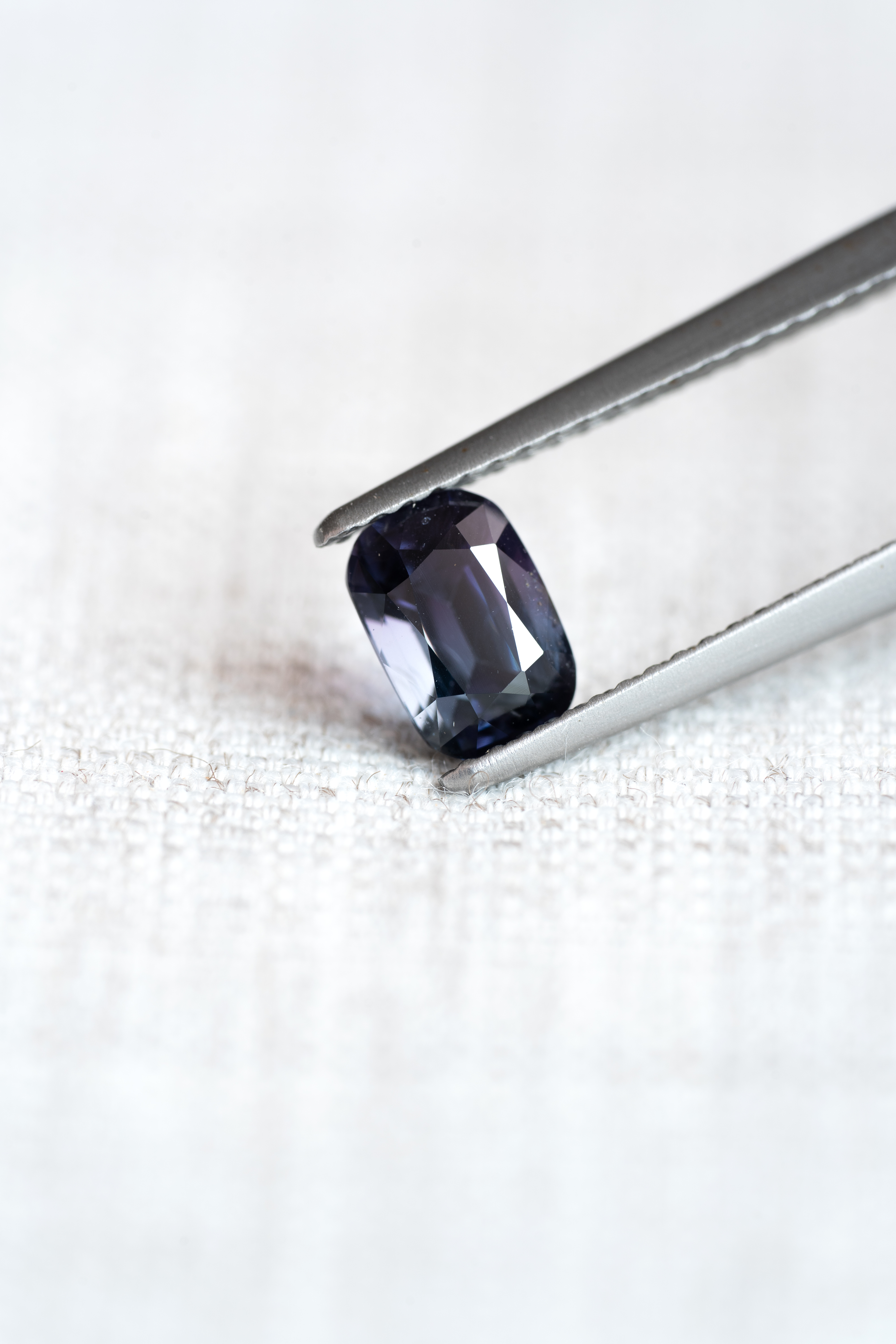 バイカラースピネル 1.21ct タンザニア産 - 画像 (5)
