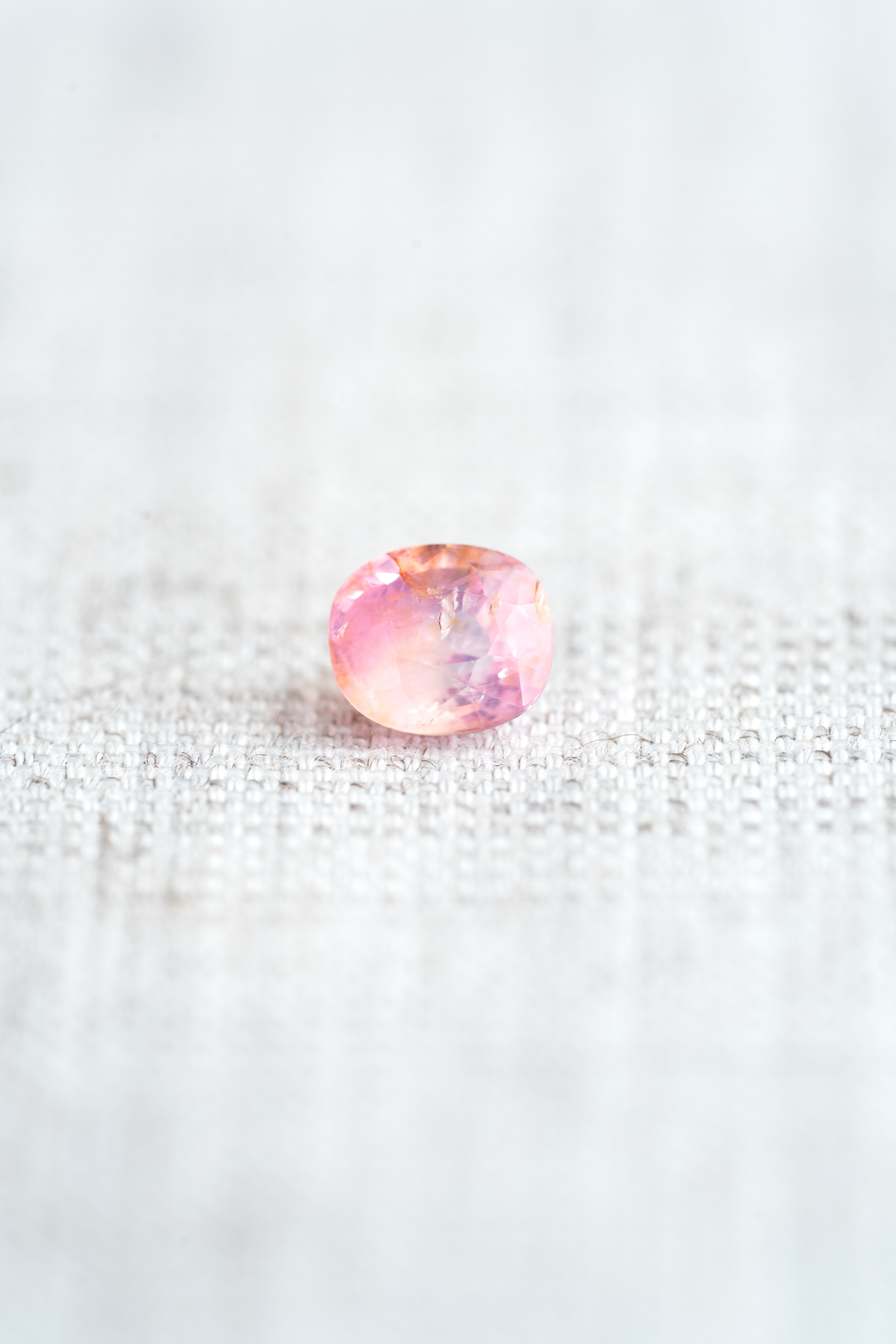 バイカラーシルキーサファイア 1.26ct ベトナム産 - 画像 (2)